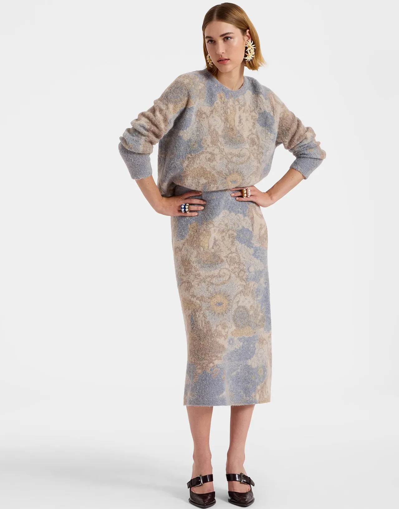 Maglione Oversize La DoubleJ in Lana Mista - Blu Cielo Morbido con Design Avvolgente