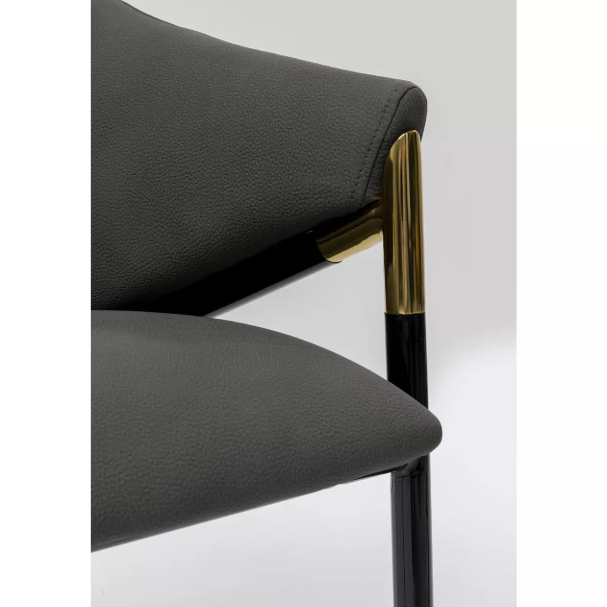 Poltrona Boulevard con Braccioli - Design Contemporaneo KARE

(，，