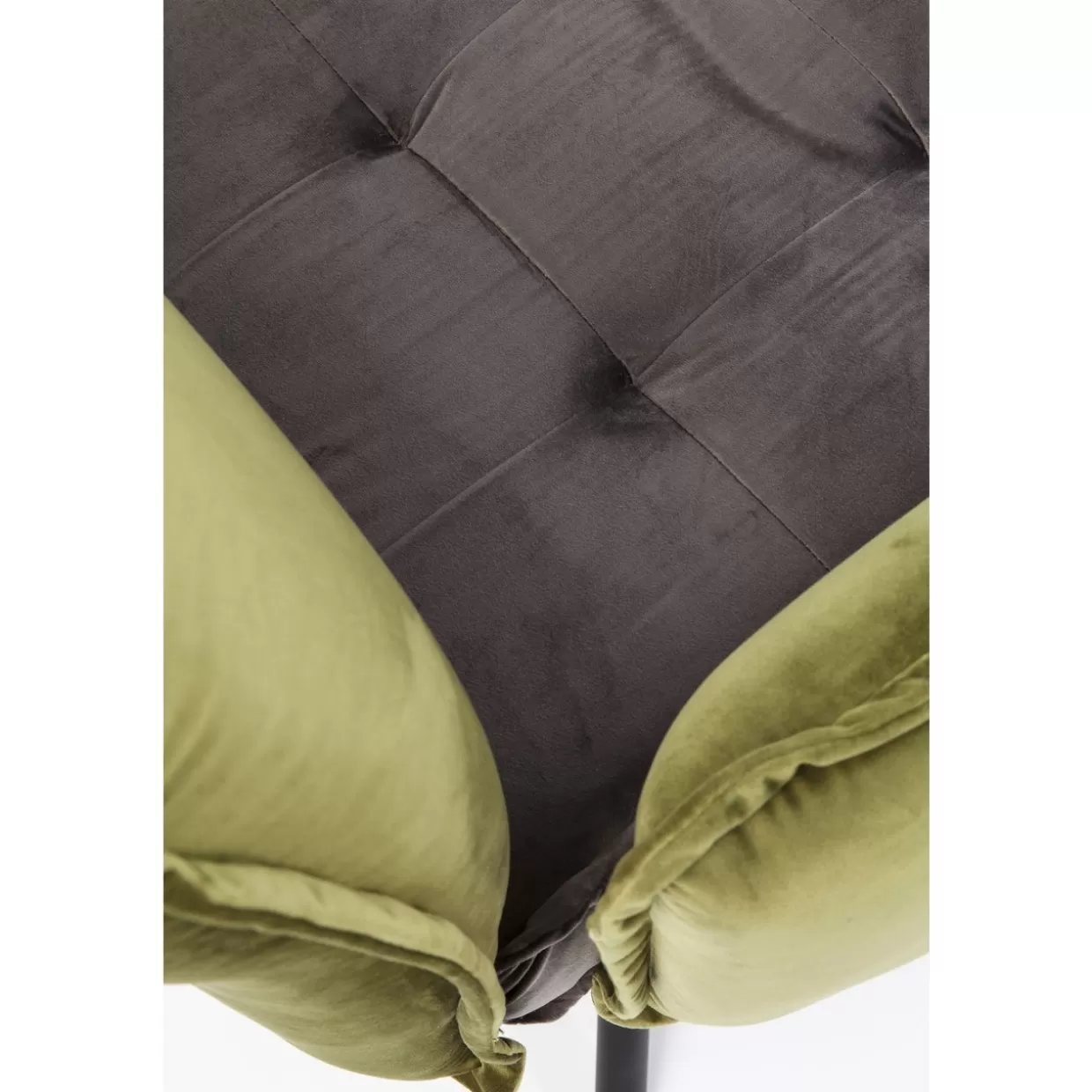 Poltrona Chelsea Verde Smeraldo - Design Accattivante KARE per il Tuo Comfort Moderno