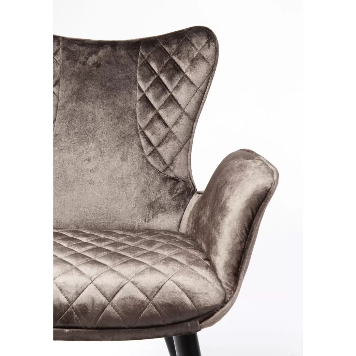 Poltrona Dream con braccioli - Elegante design e comfort raffinato in tonalità calda nocciola | Realizzata da KARE Design