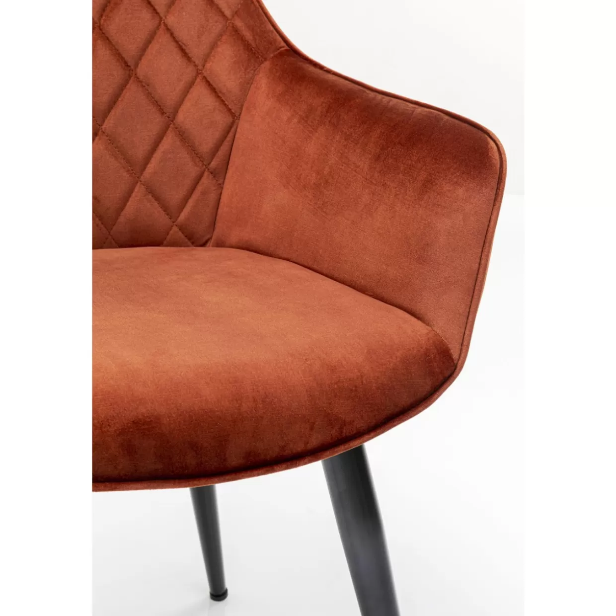 Poltrona Harry Rostrot di KARE Design - Eleganza Moderna con Braccioli per Arredamento Contemporaneo 

Questo titolo alternativo mantiene le parole chiave principali (KARE Design, Harry Rostrot) in ordine diverso, aggiunge descrittori visivi (