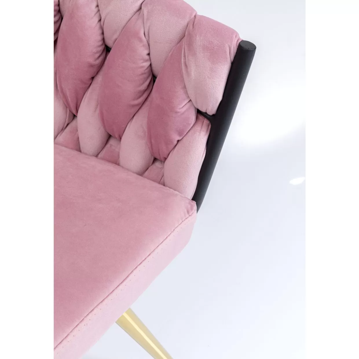 Poltrona KARE Design con braccioli - Modello 