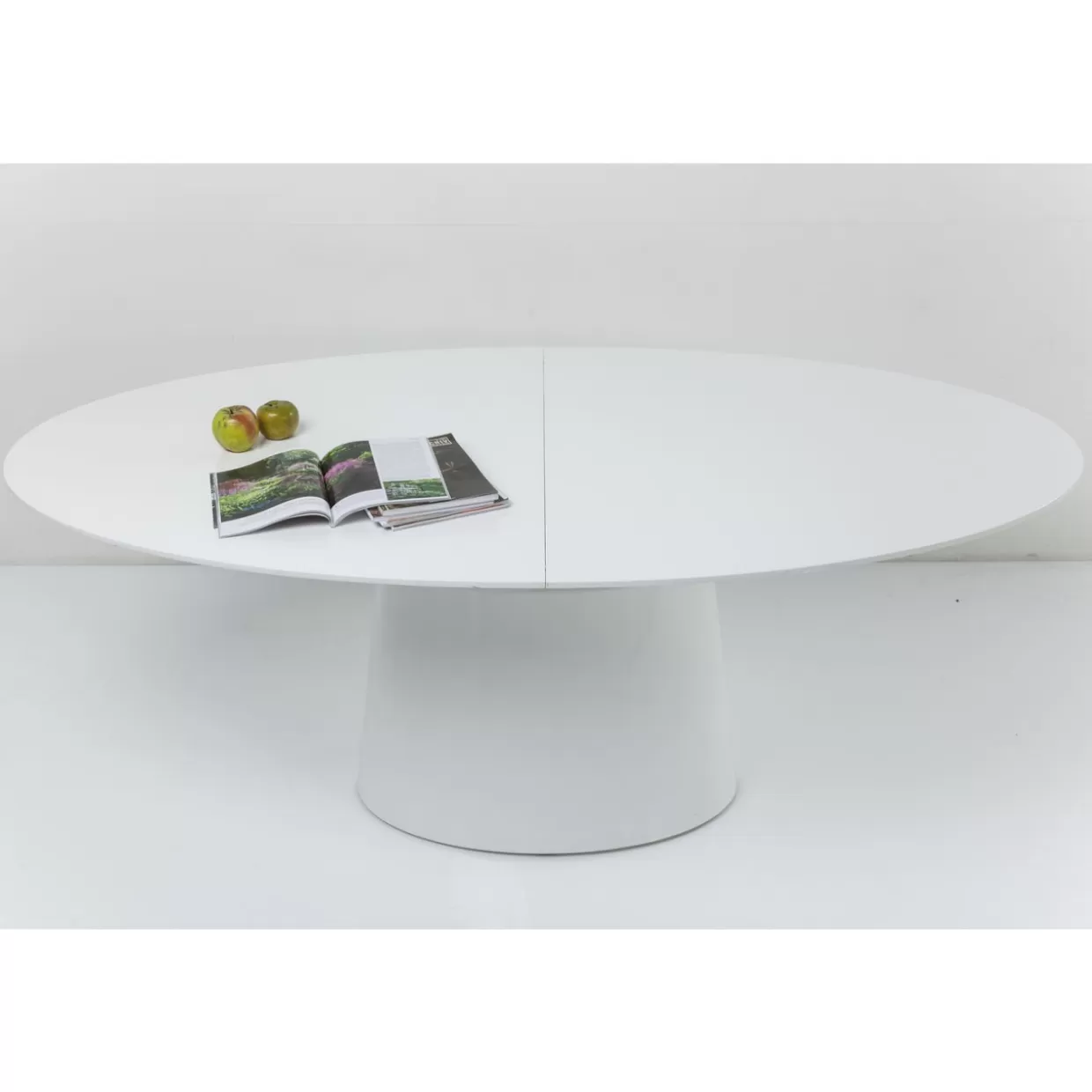 Tavolo Estraibile Moderno Benvenuto KARE Design in Bianco, Dimensioni Regolabili 200-250x110 cm - Per Pranzi Comodi e Intrattenimento