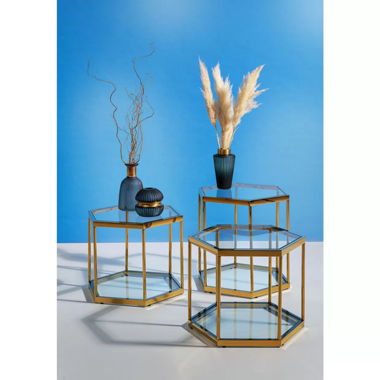 Tavolino moderno Comb in oro lucido 55 cm - Design elegante per soggiorno contemporaneo - KARE Collezione esclusiva con struttura geometrica