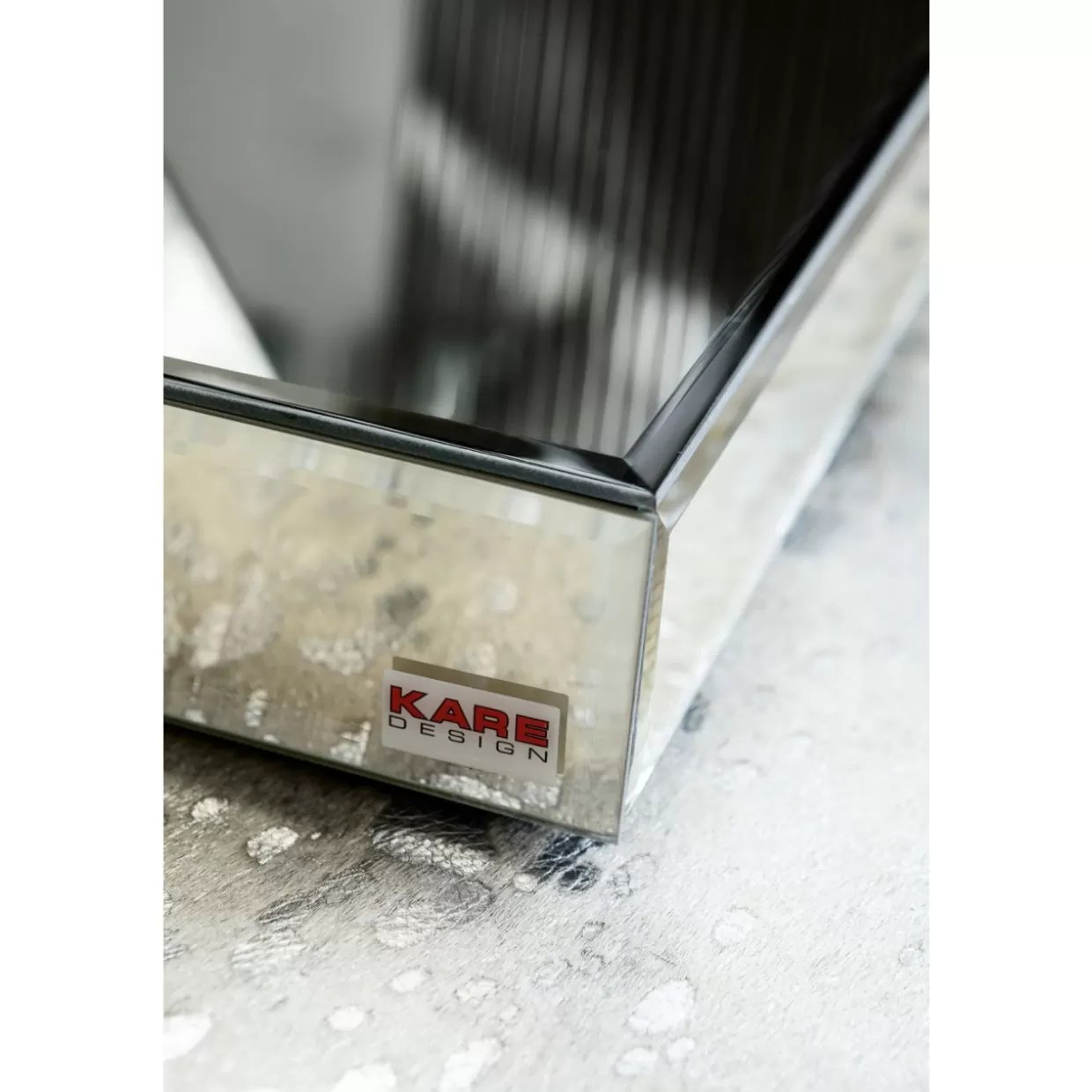 Tavoli eleganti KARE | Complementi d'arredo contemporanei - Edizione Z esclusiva 

（：，，，，）