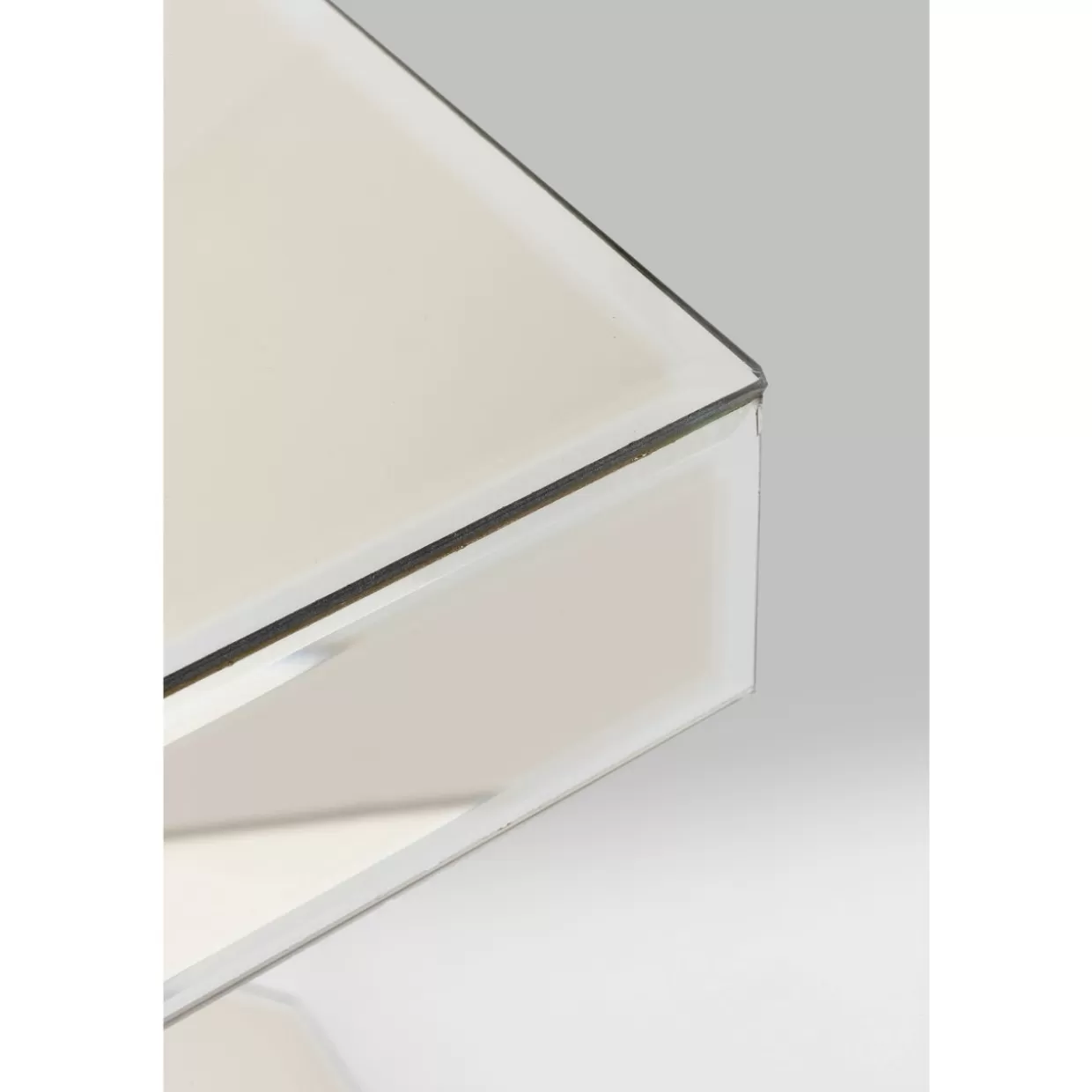Tavolini d'Appoggio di Lusso KARE Design - Stile Z con Finitura Champagne Elegante