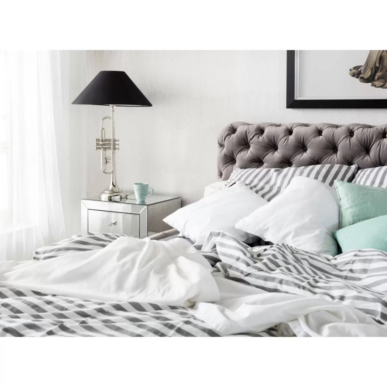 KARE Design - Letto Matrimoniale Desire in Velluto Grigio Luna, 180x200 cm