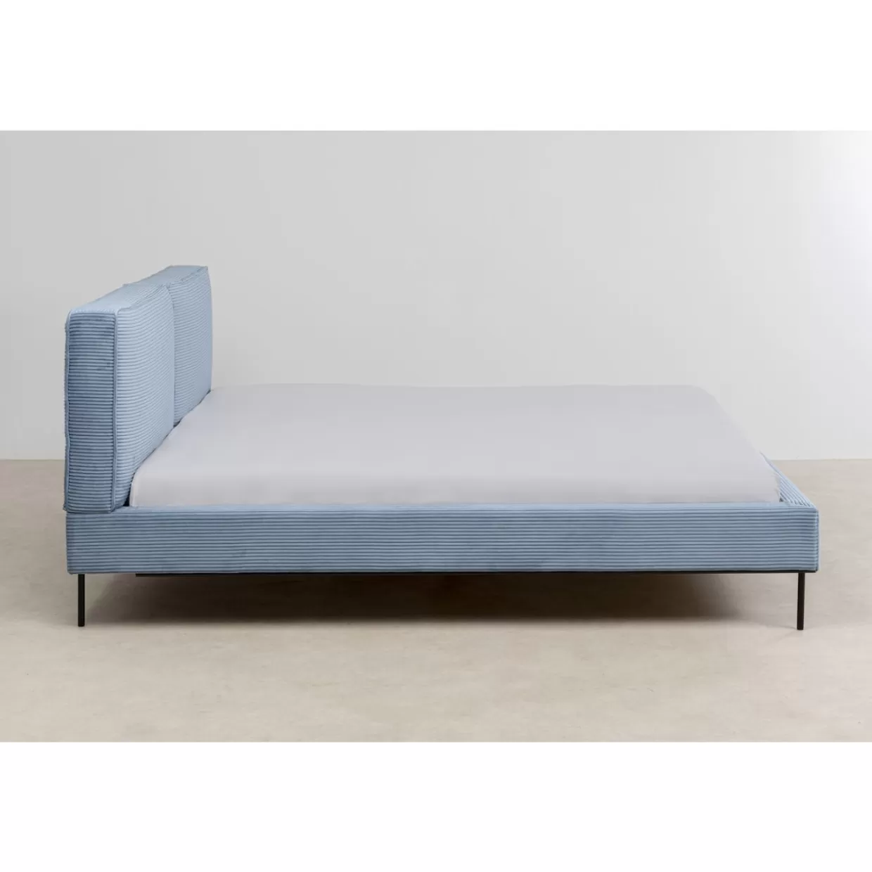 KARE Design Letti - Modello EastSide Cord in Tonalità Blu, Letto Matrimoniale 180x200 cm con Rivestimento in Tessuto Elegante