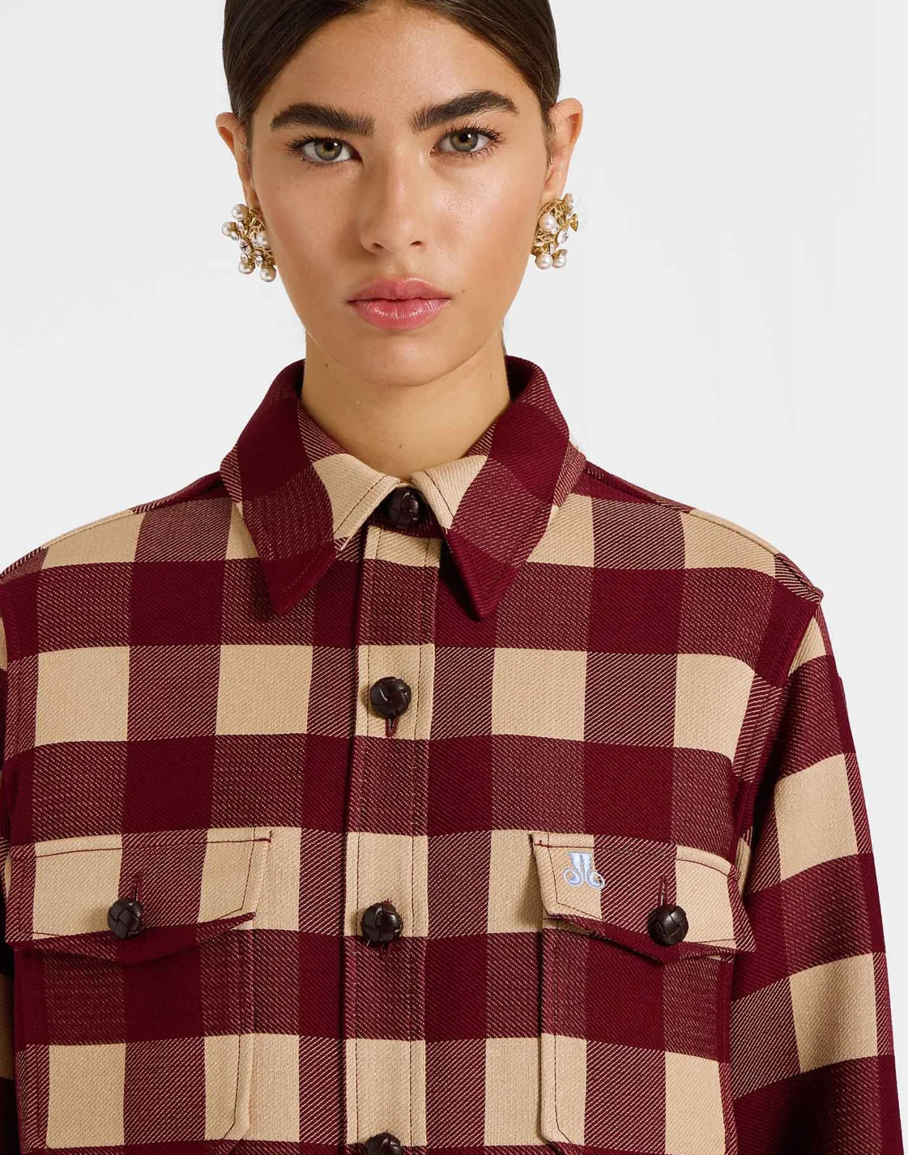 Giacca Oversize La DoubleJ Design - Stile Unico che Ruba la Scena, Trama Scacchi Borgogna in Viscosa Confezionata a Mano, Collezione Autunno Prezzi Accessibili