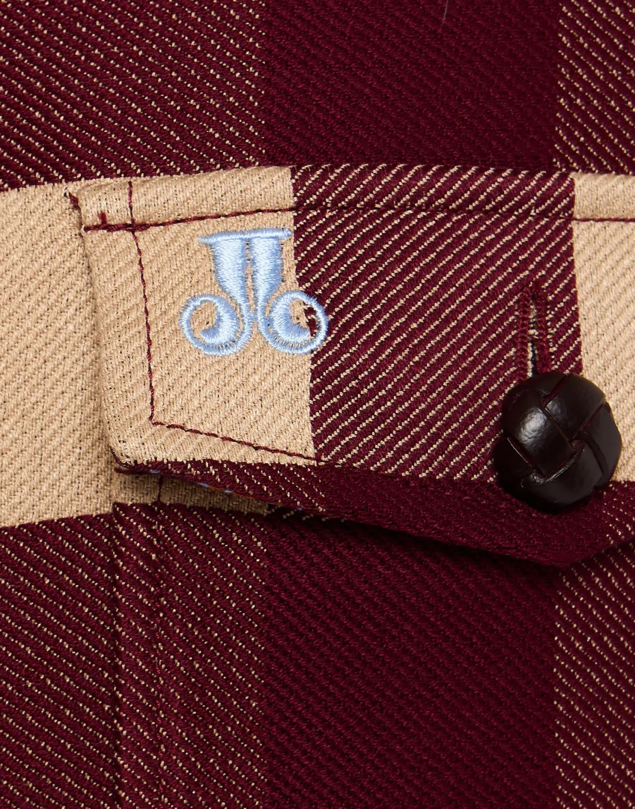Giacca Oversize La DoubleJ Design - Stile Unico che Ruba la Scena, Trama Scacchi Borgogna in Viscosa Confezionata a Mano, Collezione Autunno Prezzi Accessibili