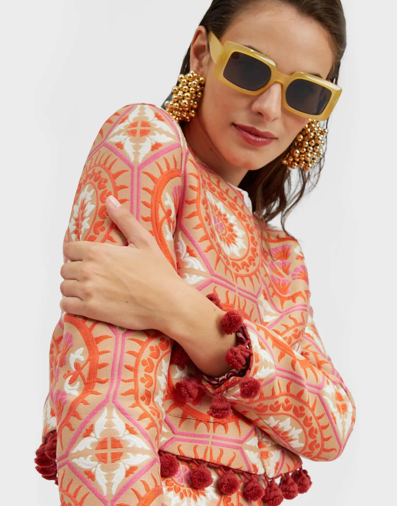 Giacca Elegante La DoubleJ in Tessuto Jacquard Arancione Sole con Nappe e Dettagli Bijou
