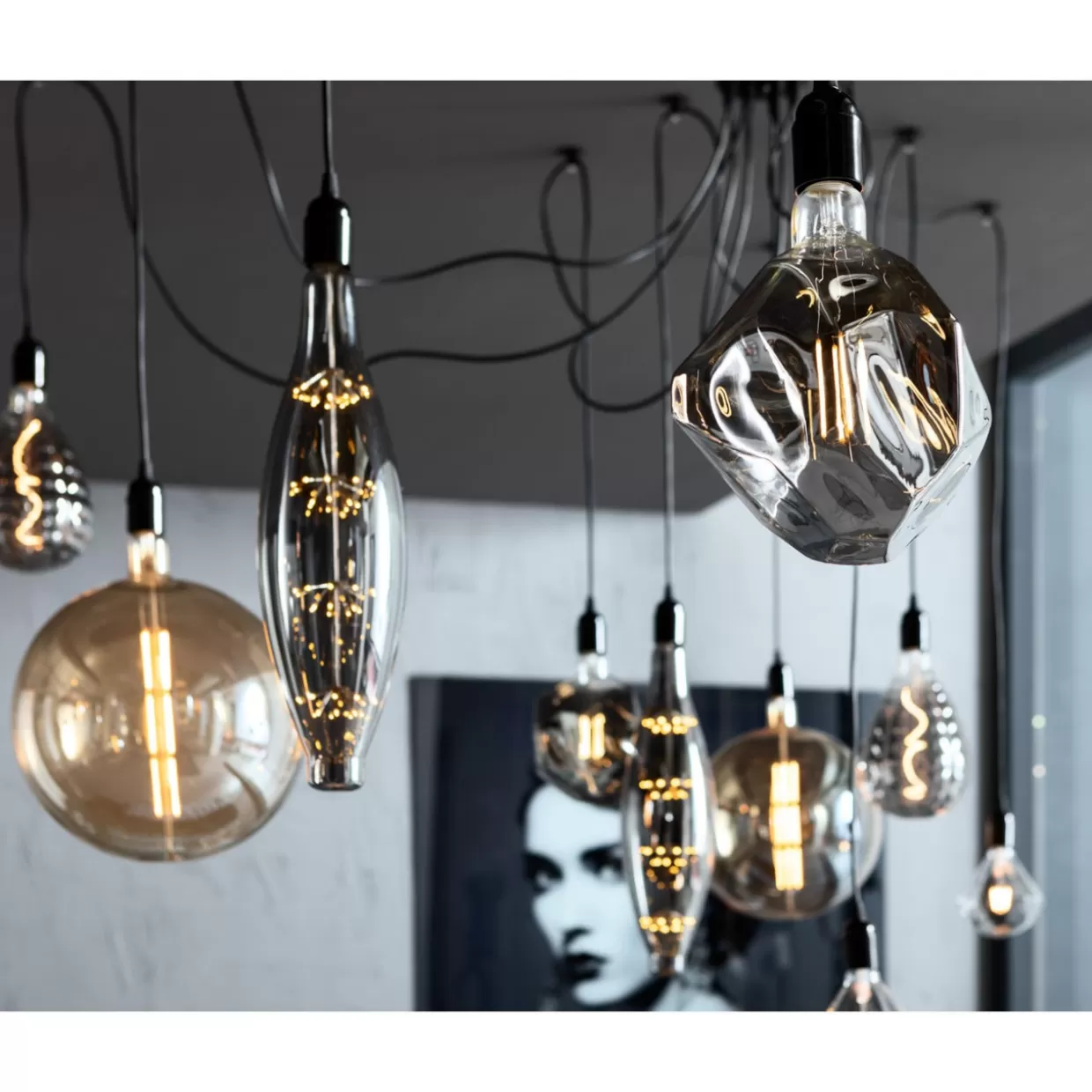 KARE Design Lampadina a LED Ciottolo - Illuminazione Moderna con Stile Originale