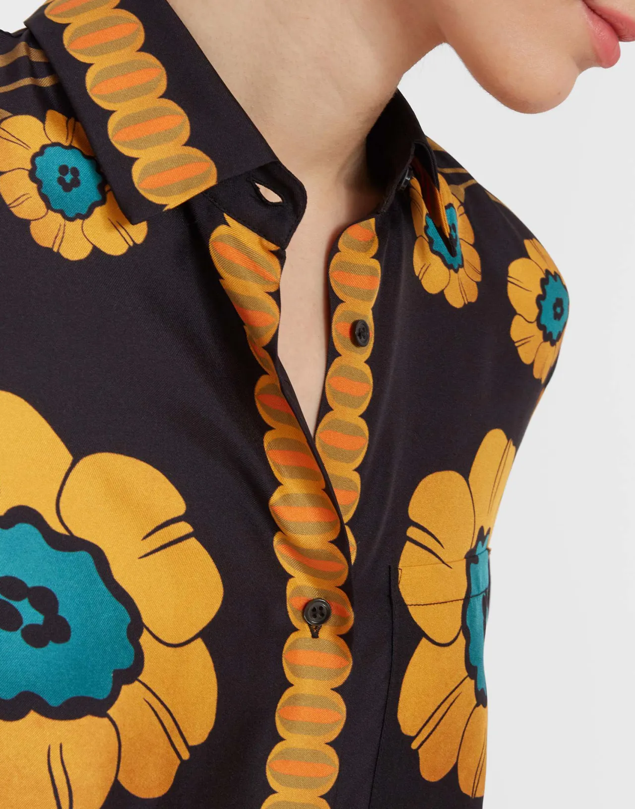 Camicia Uomo Elegante La DoubleJ - Stile Fresco con Ricamo Margherite in Seta Twill Arancio Vibrante