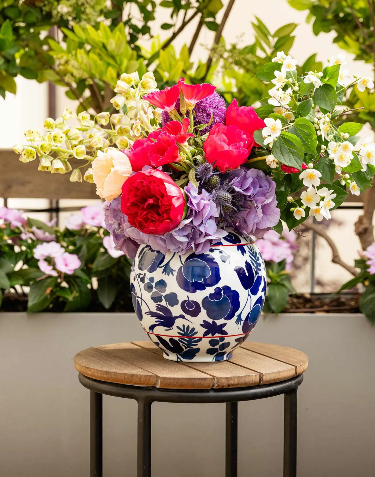 Ultimi pezzi disponibili: Vaso Bolla Design La DoubleJ in edizione speciale Blu Cielo - Fatto a mano in porcellana