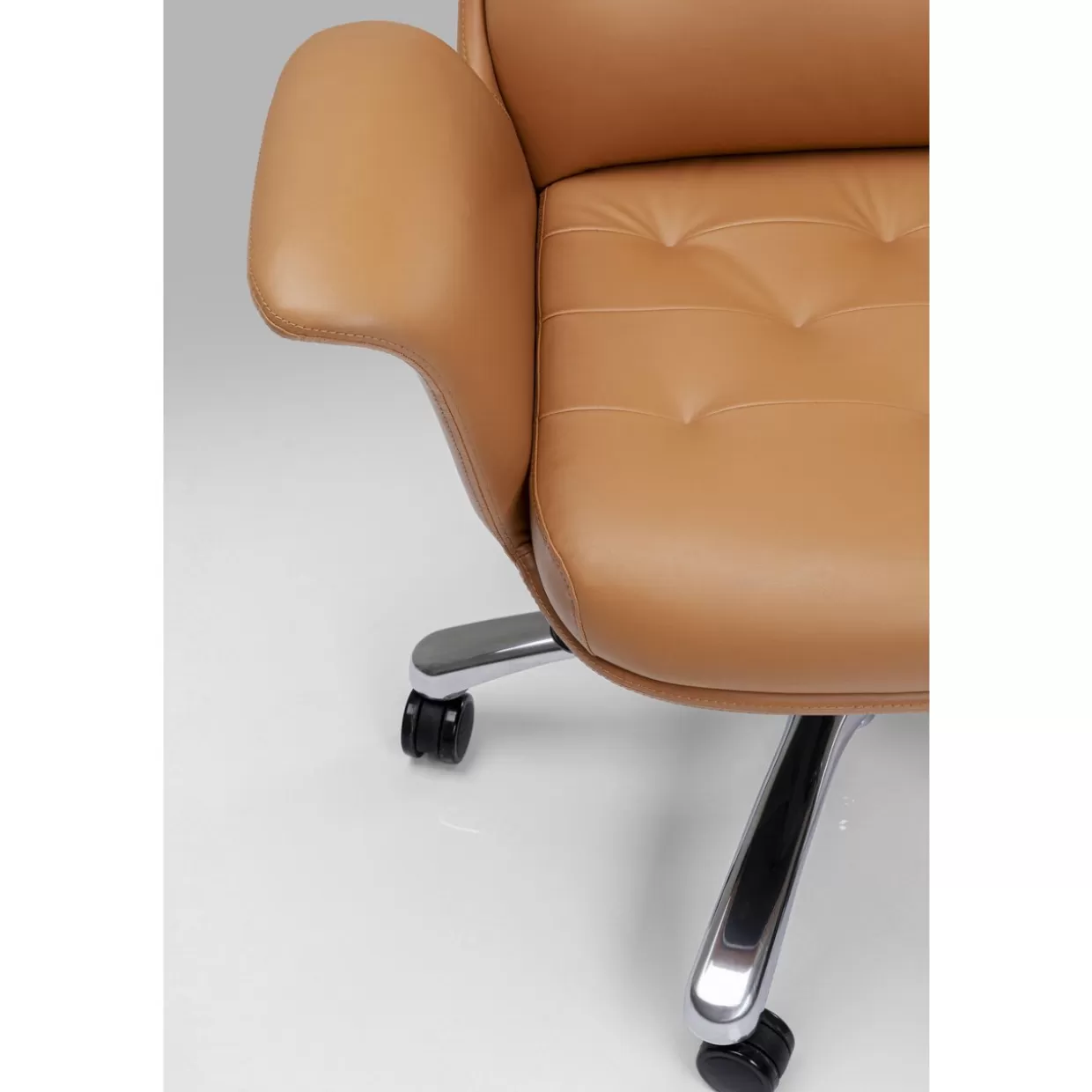 KARE Design - Poltrona Girevole Brady Ufficio Moderno con Rifiniture Argentate