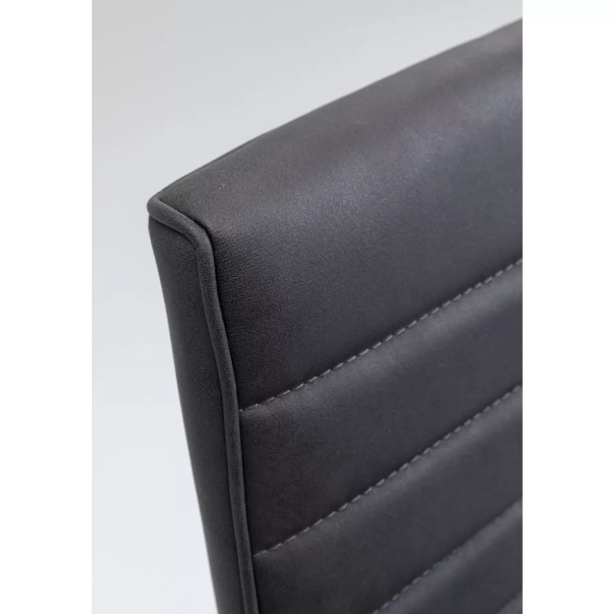 Sedia Ufficio Modello Labora - Design Ergonomico KARE in Tinta Unita Nera