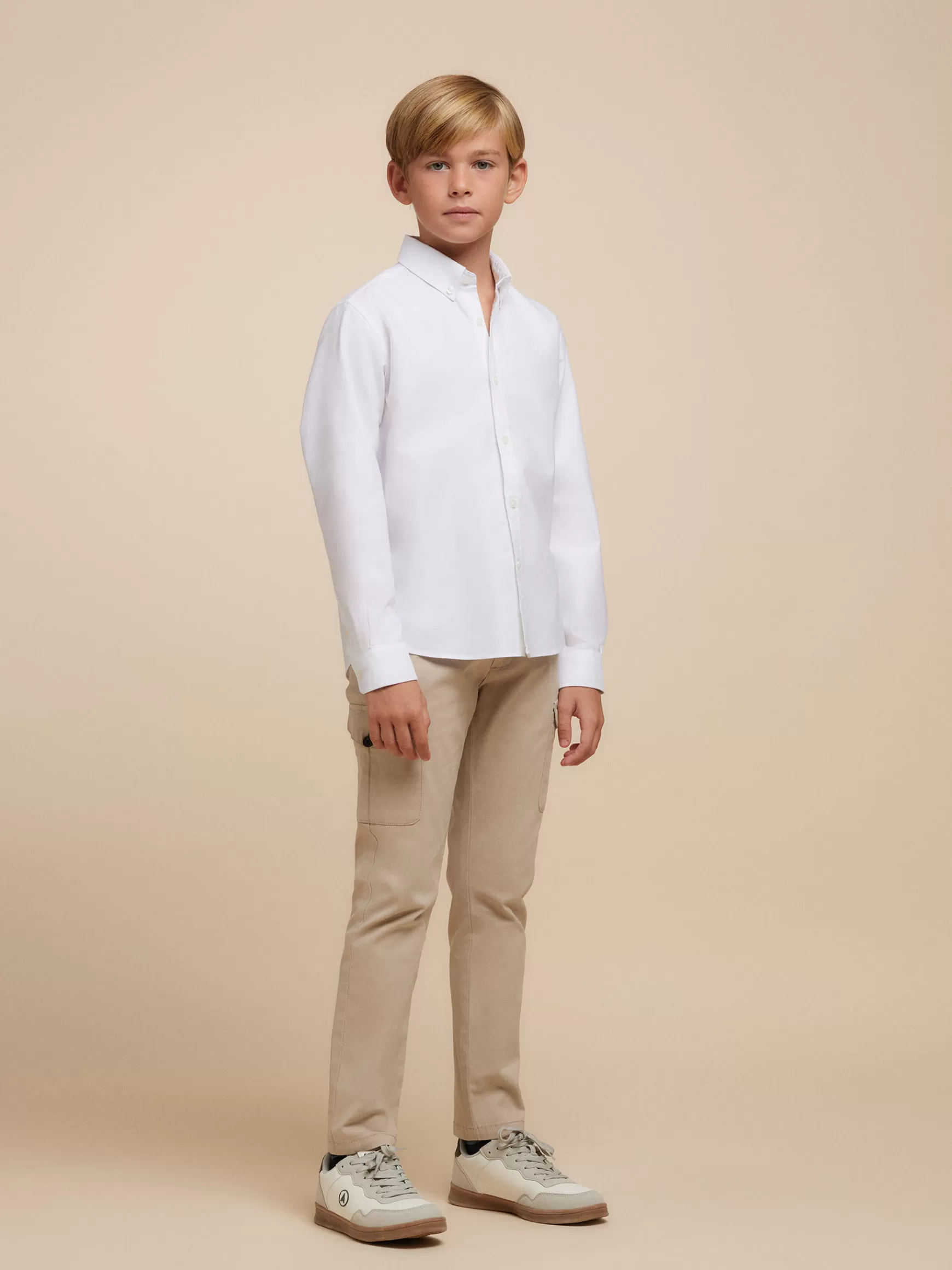 Alvaro Moreno - Camicia Oxford Classica Unicolore per Bambini: Tessuto Confortevole e Stile Senza Tempo