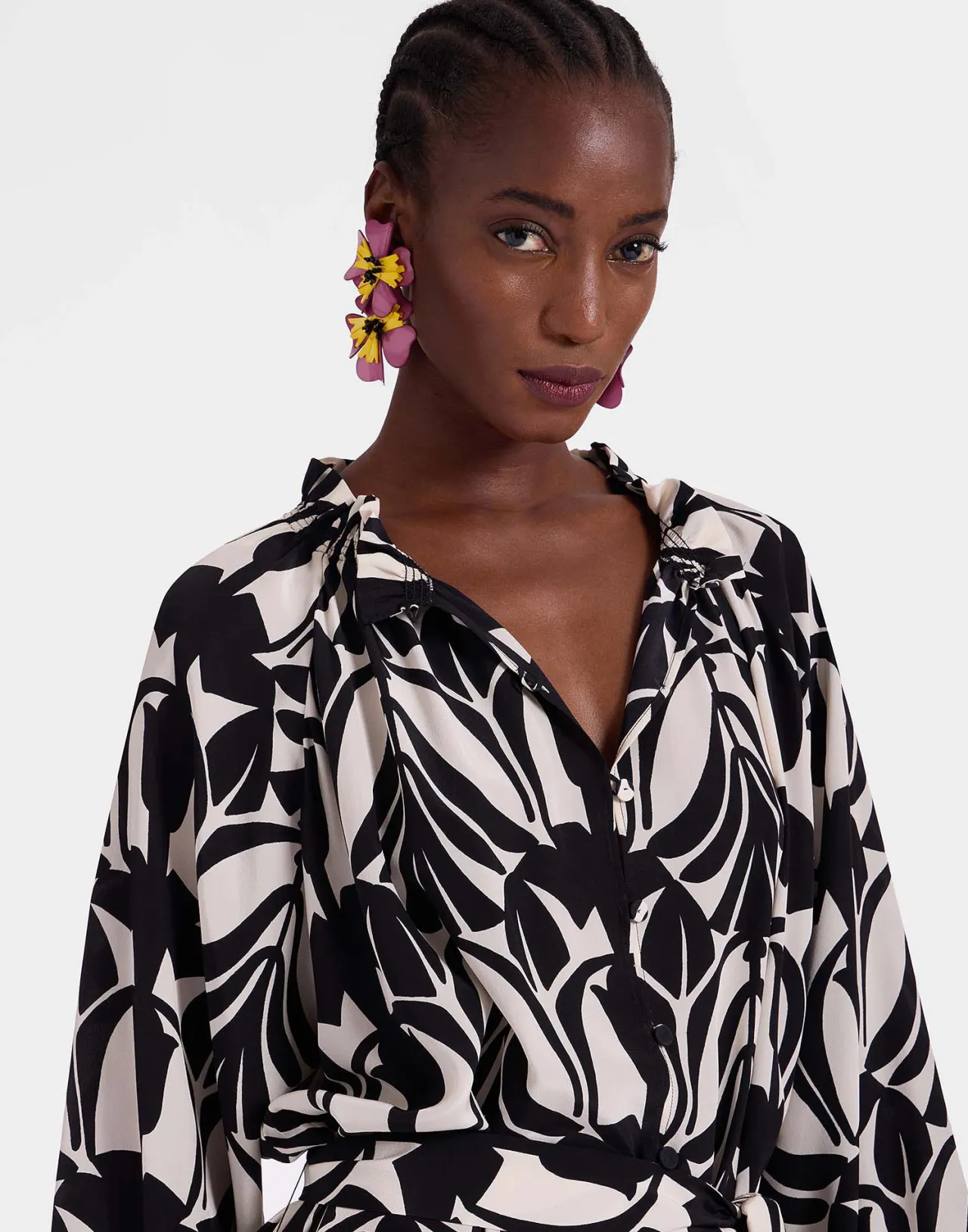 La DoubleJ Abito Camicia Cerere in Seta Crepe de Chine - Stile Bicolore Nero/Bianco con Tocco Papyrus