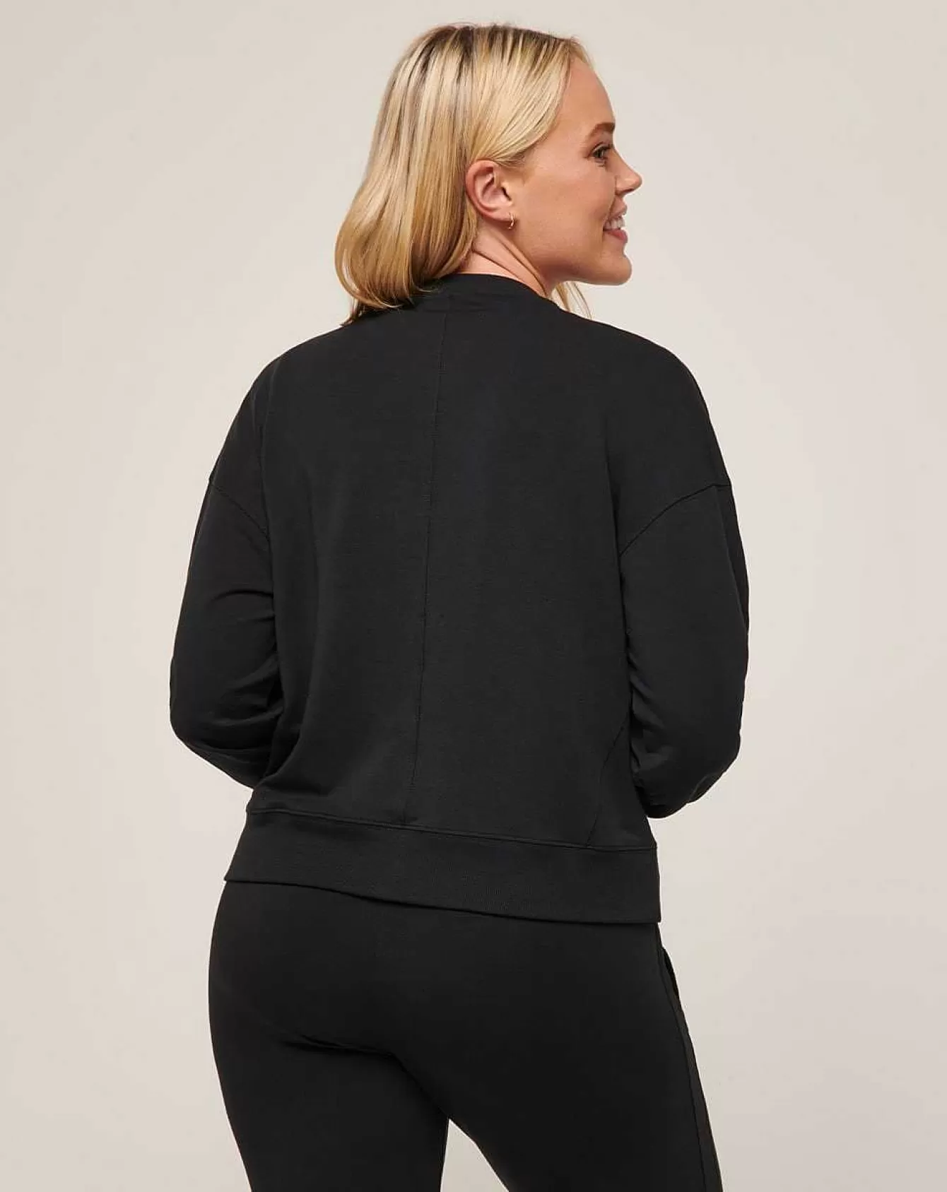 Felpe con Cappuccio e Pullover in Cloud Terry - Morbidezza Nuvolosa per Stile Casual e Comfort Ottimale
