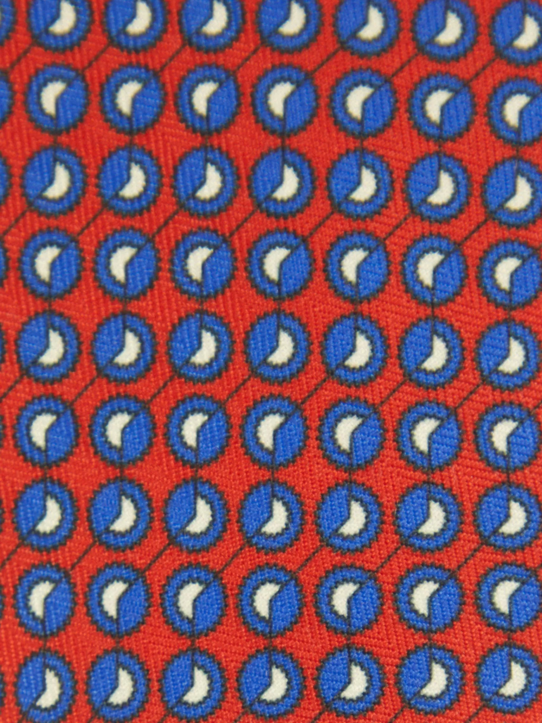 Cravatta Uomo Alvaro Moreno - Design Esclusivo in Seta Jacquard con Stampa Geometrica 

Collezione Primavera 2024 - Accessorio Elegante per Abiti da Cerimonia