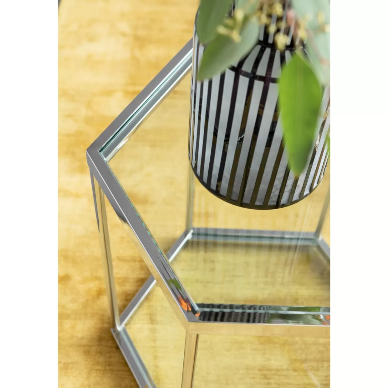 Tavolino moderno KARE Design per il soggiorno - Design Comb con rifiniture argentate, 45 cm perfetto per arredare