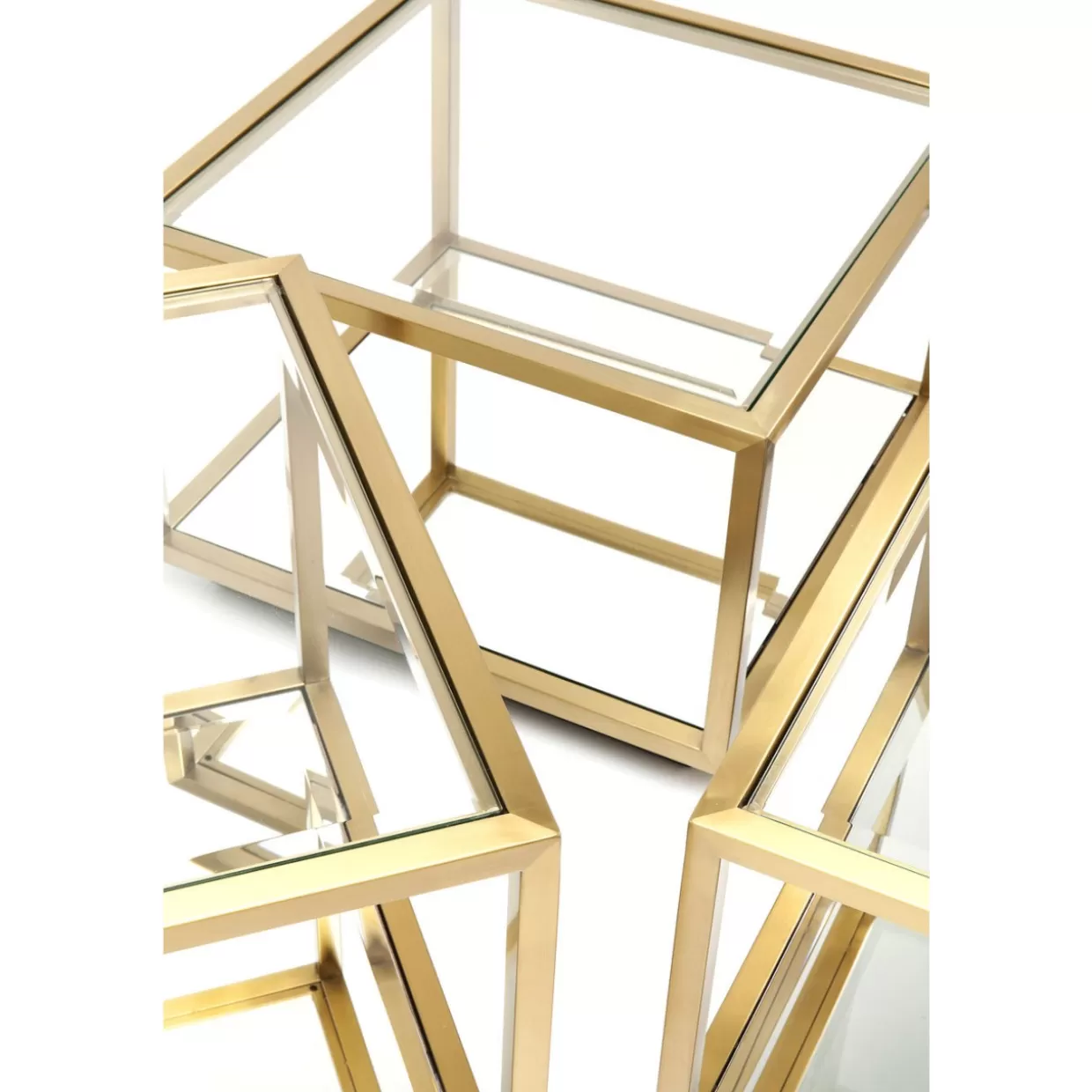 Tavolini Luigi in finitura oro - Set da 4 elementi per salotto con design esclusivo KARE