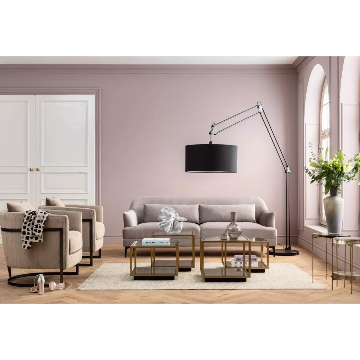 Tavolini Luigi in finitura oro - Set da 4 elementi per salotto con design esclusivo KARE
