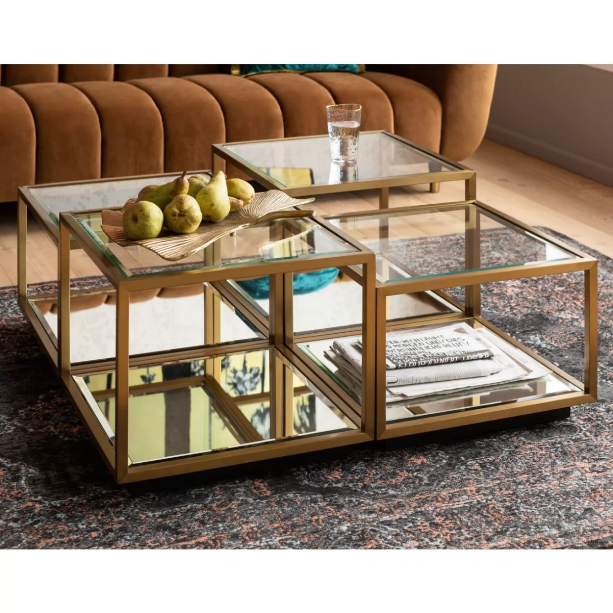 Tavolini Luigi in finitura oro - Set da 4 elementi per salotto con design esclusivo KARE