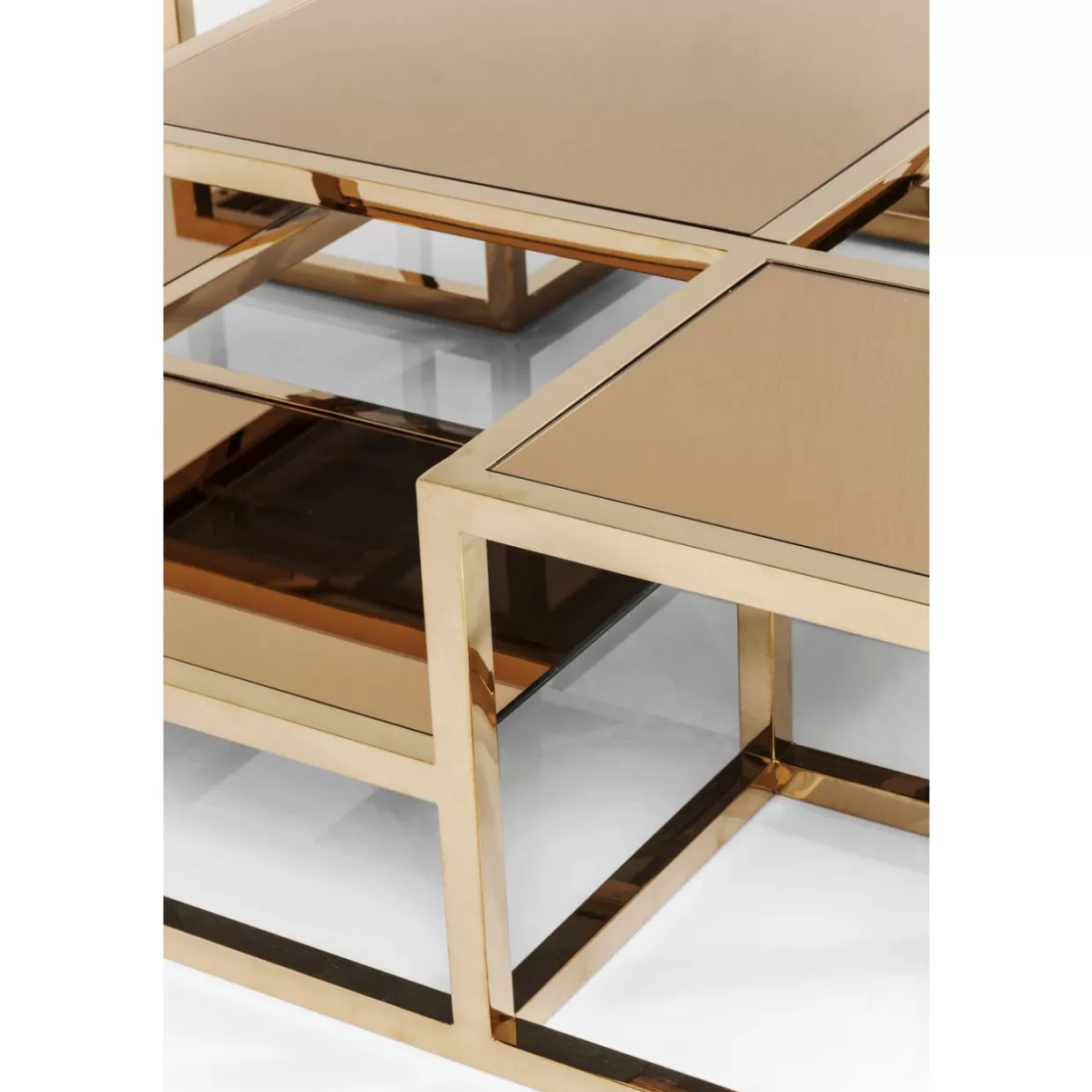 Tavolino da salotto Steps in finitura oro 120x120 cm - Design esclusivo KARE per ambienti raffinati
