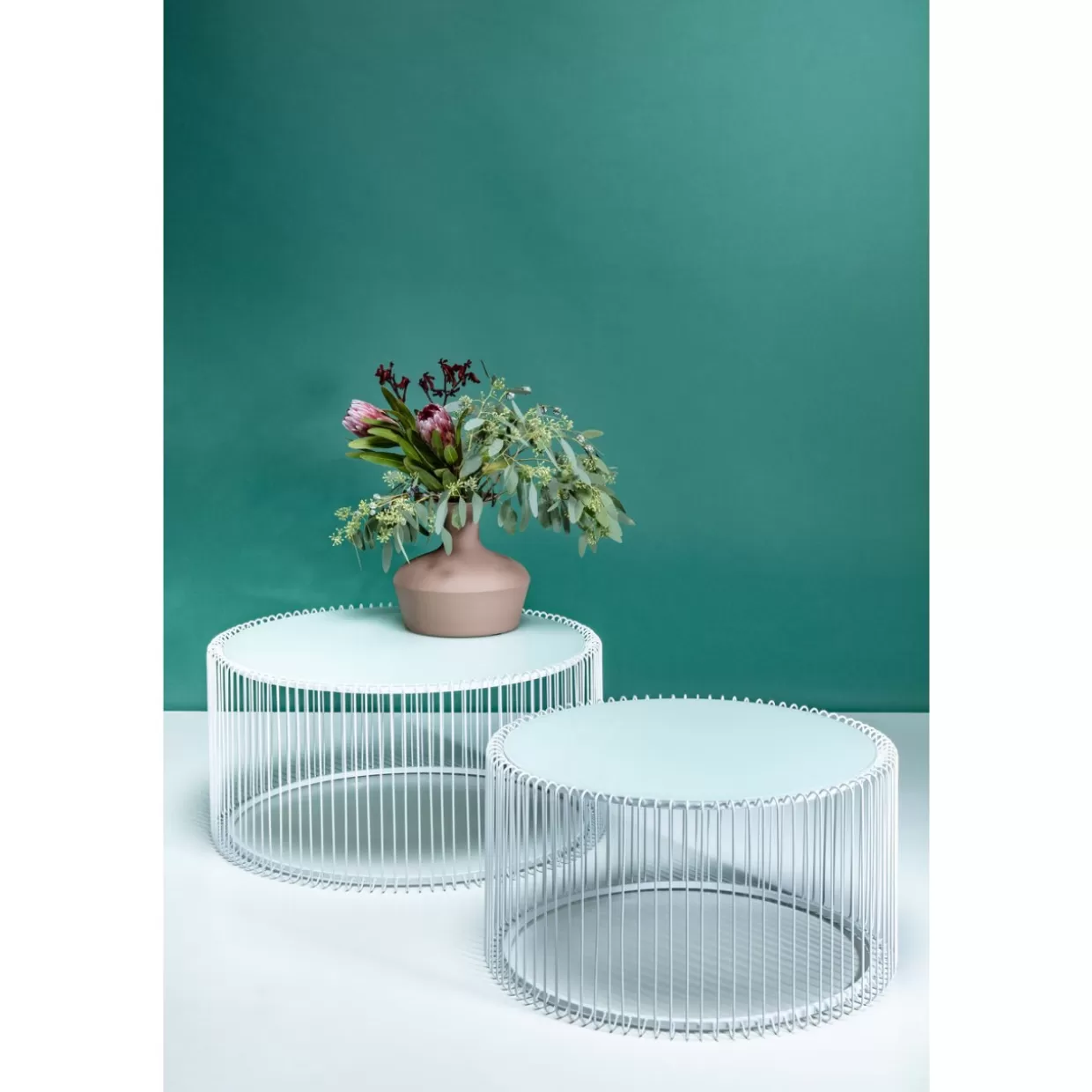 KARE Design - Coppia di Tavolini Moderni Wire Bianco per Salotti con Stile