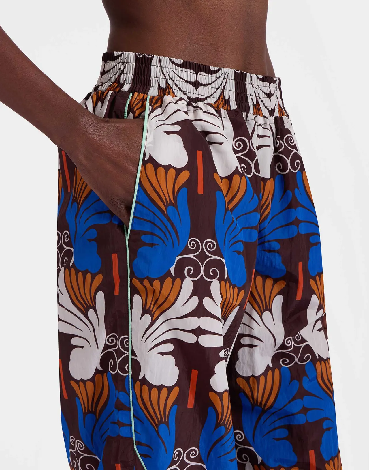 Pantaloni Eleganti da Tennis La DoubleJ - Modello Ali Cioccolato con Fibre Elasticizzate in Tessuto Nylon Tecnologico
