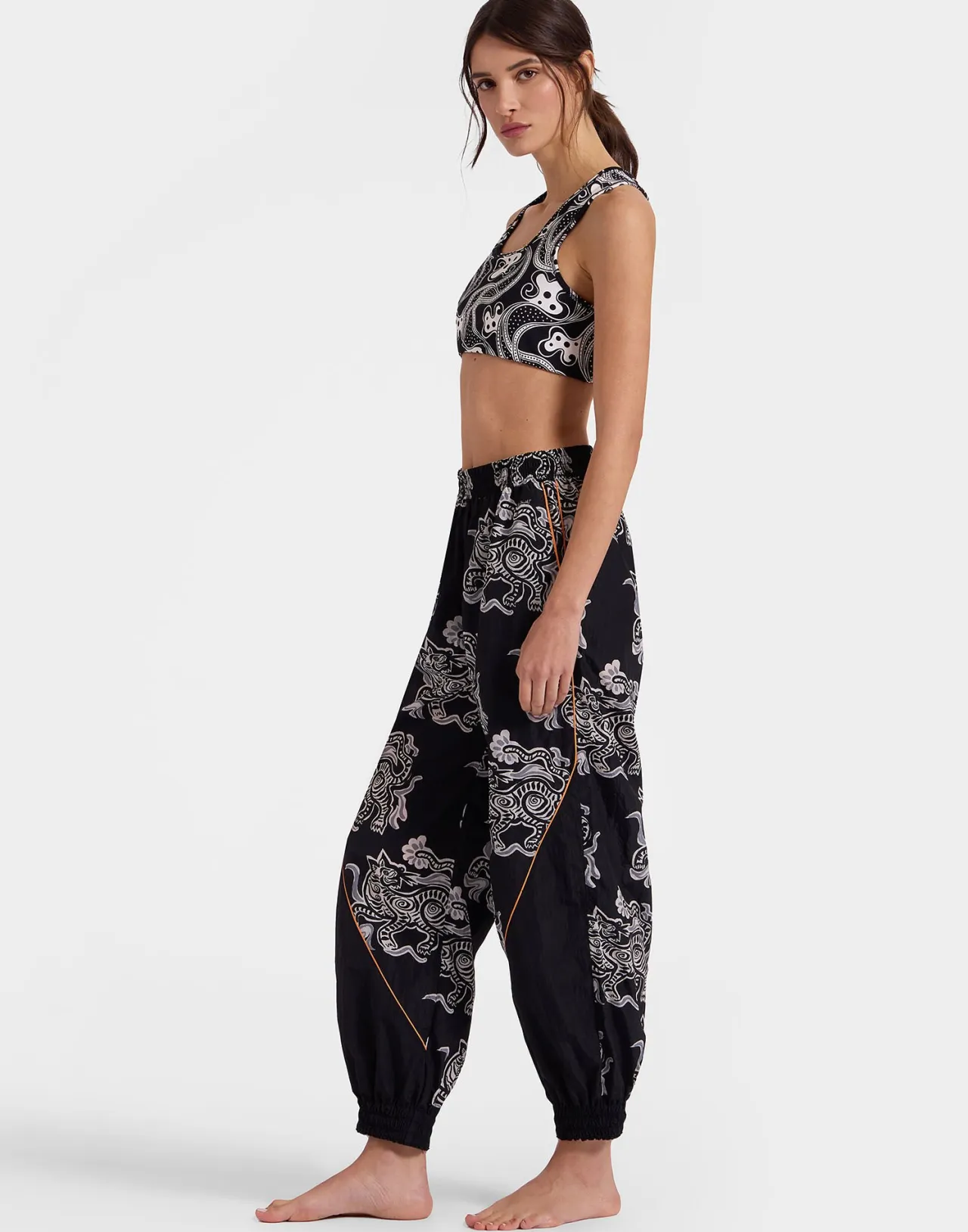 Promo Lampo: Pantaloni Eleganti La DoubleJ - Stampa Tigre Selvaggia in Bianco e Nero, Tessuto Nylon