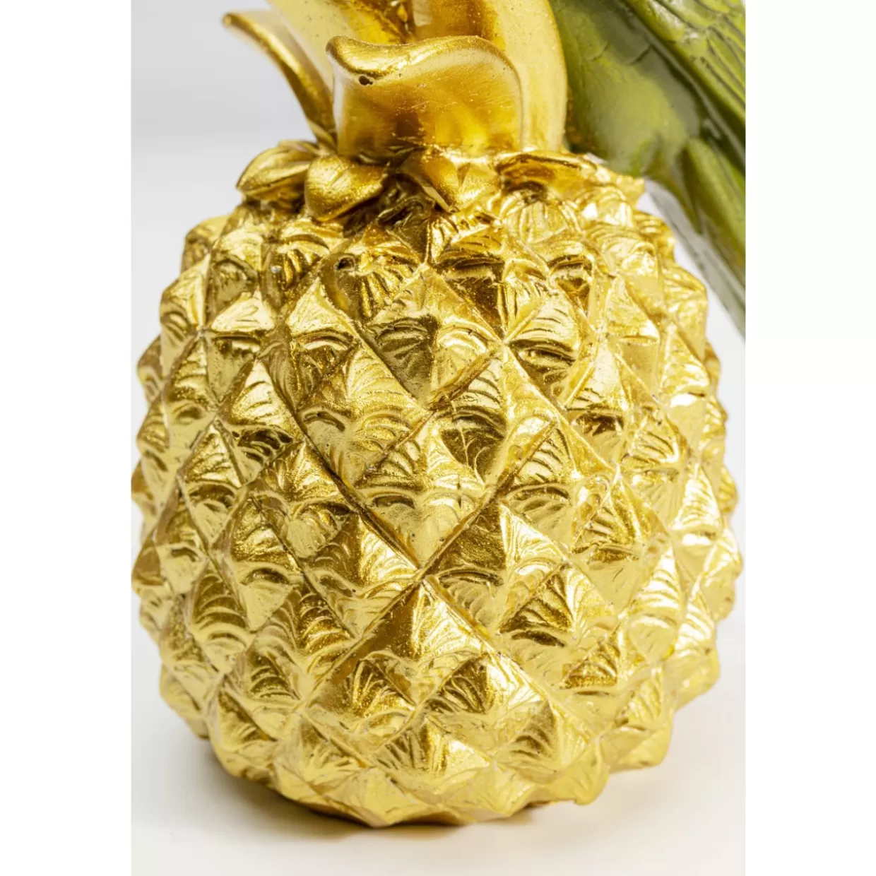 Pappagallo Ananas Scultura da Collezione KARE Design - Decorazioni per la Casa e Idee Regalo Originali con Stile Tropicale

Scultura Decorativa Vibrante a Forma di Pappagallo Esotico con Motivo Ananas - Oggetto da Collezione Sfizioso per Arredamento Moderno