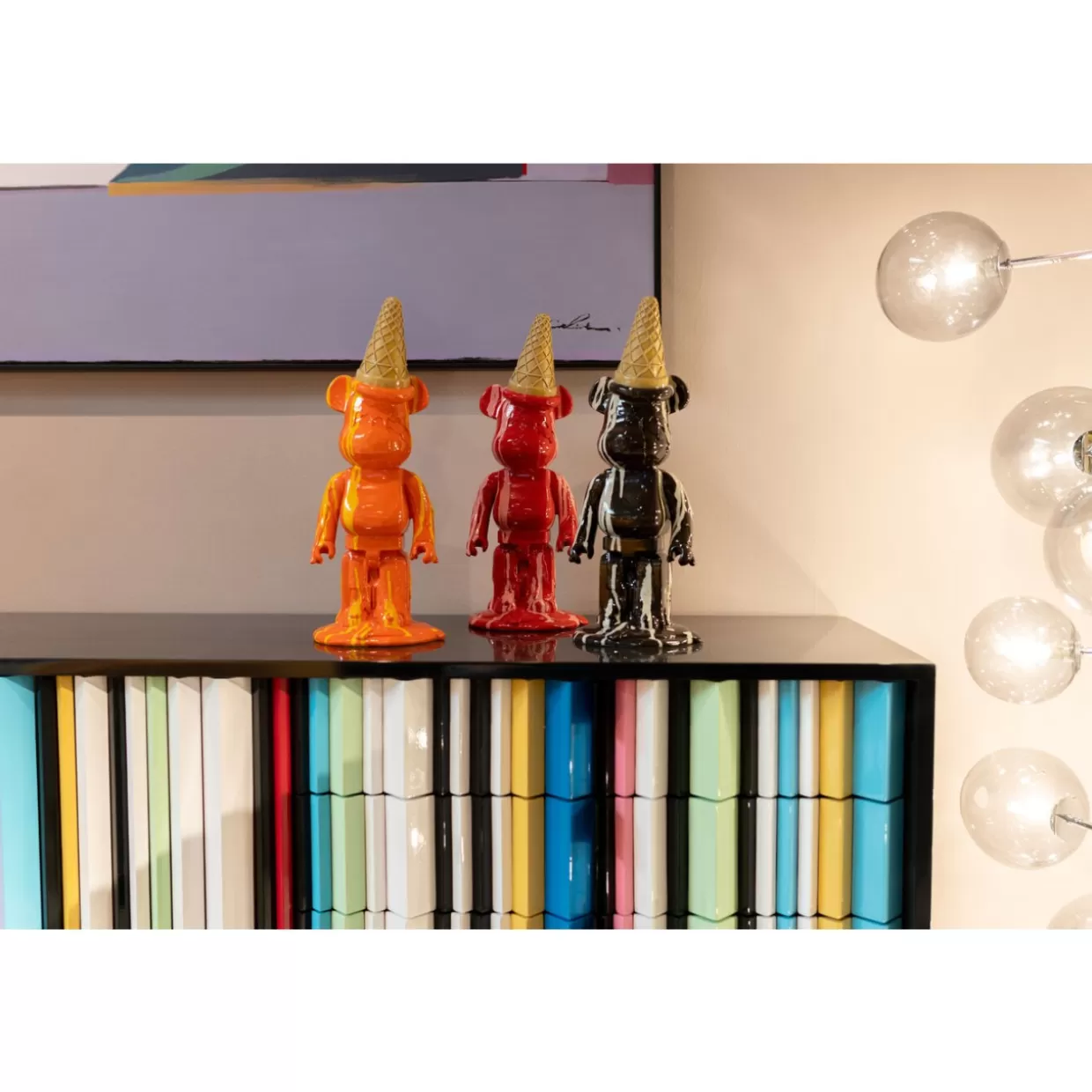 Orso Gelato Decorativo KARE Design - Statua Casa 40 cm in Tonalità Rosso Fragola, Accessori per la Casa e Regali Originali