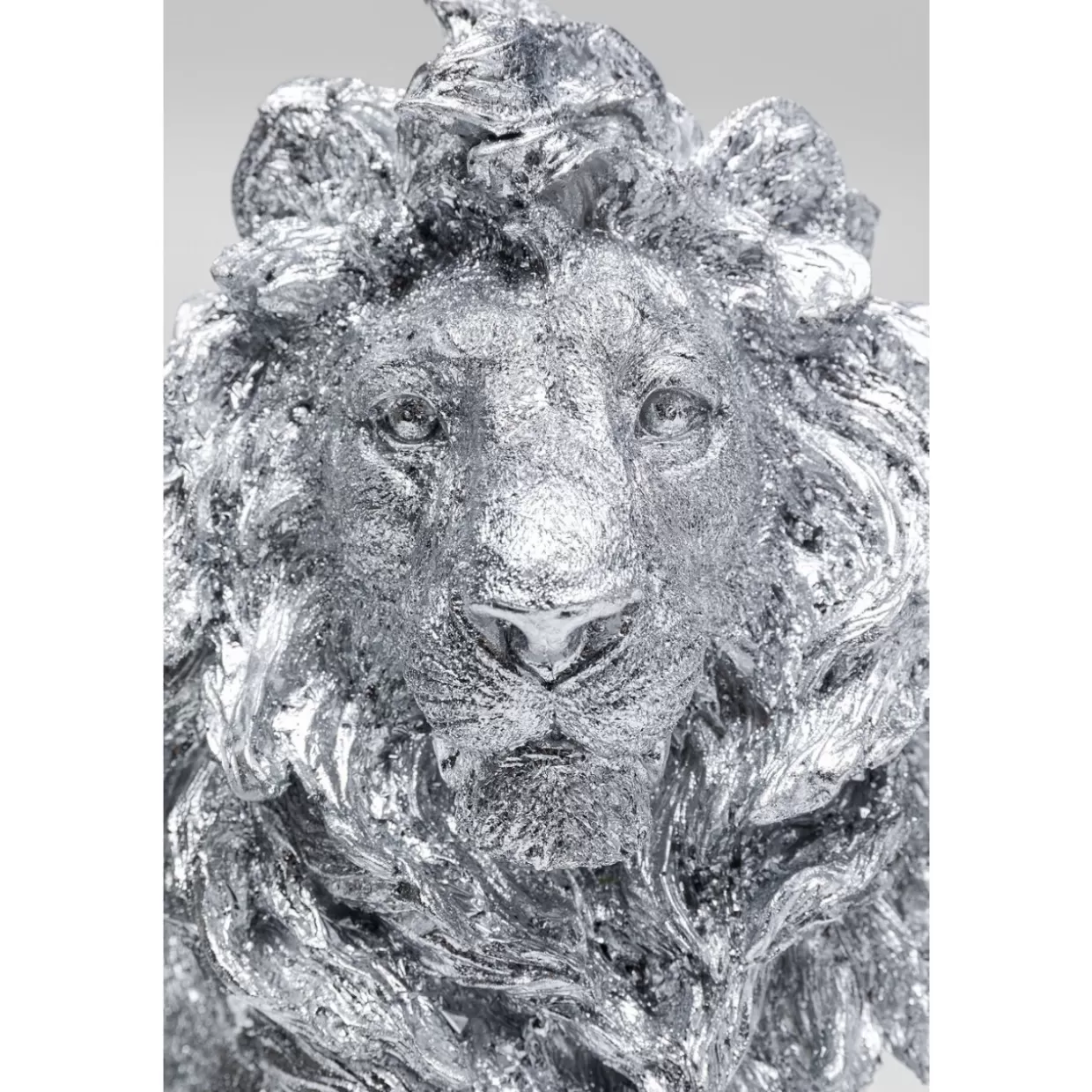 Leone Elegante in Argento Lucido - Scultura Decorativa da Tavolo 42 cm per Interni | Statua da Collezione KARE Design - Idea Regalo Esclusiva per Appassionati di Arredamento