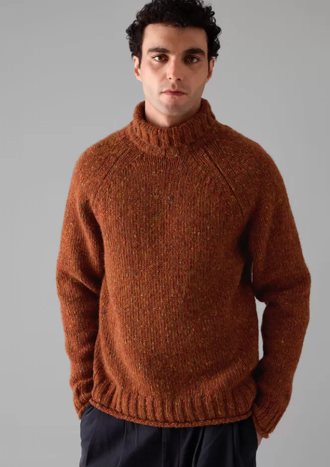 Maglione in lana cardata Donegal con collo alto - Intreccio artigianale per l'inverno