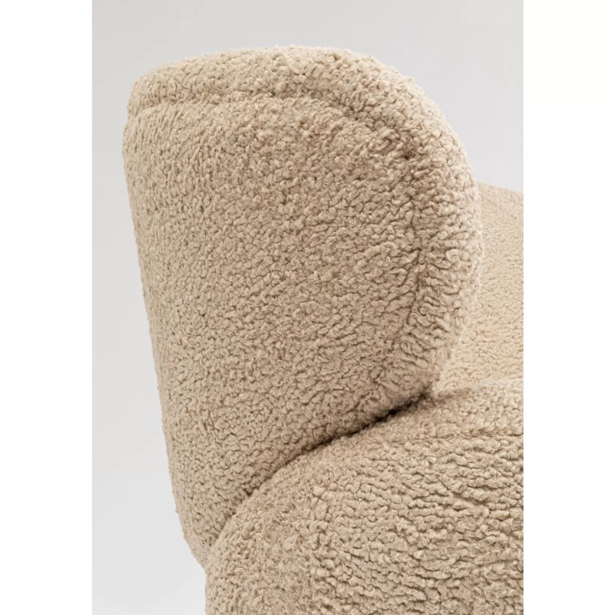 Poltrona Girevole Carella di Design KARE - Rivoluziona il Comfort con Stile Iconico