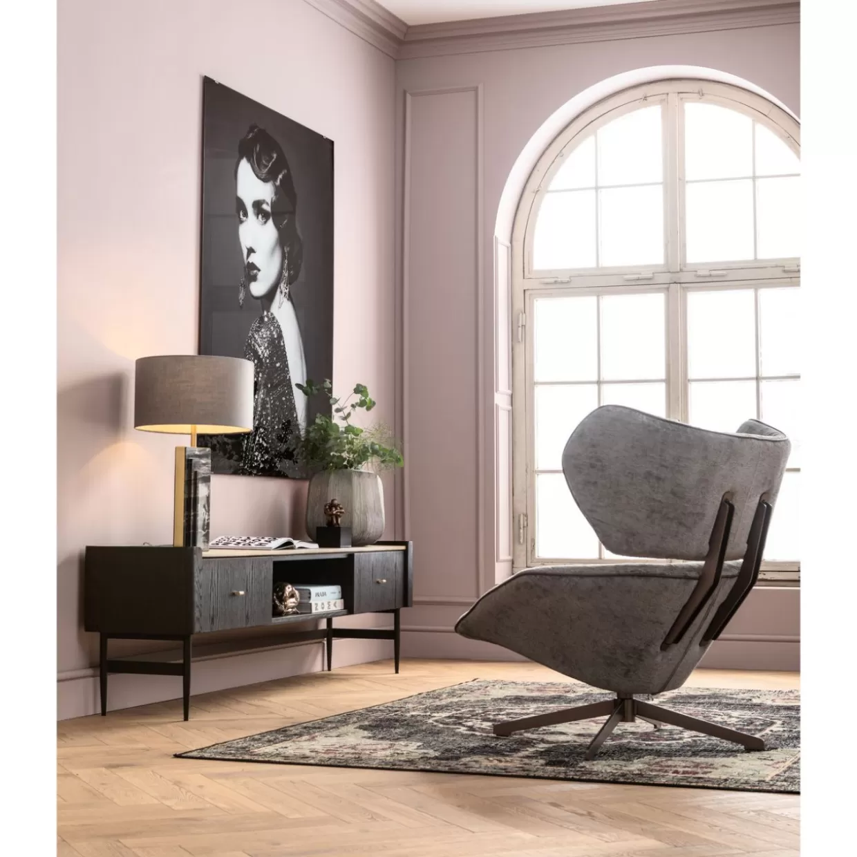 KARE Design Poltrona Girevole Elegante - Stile Ufficio Ovale con Rivestimento in Pelle