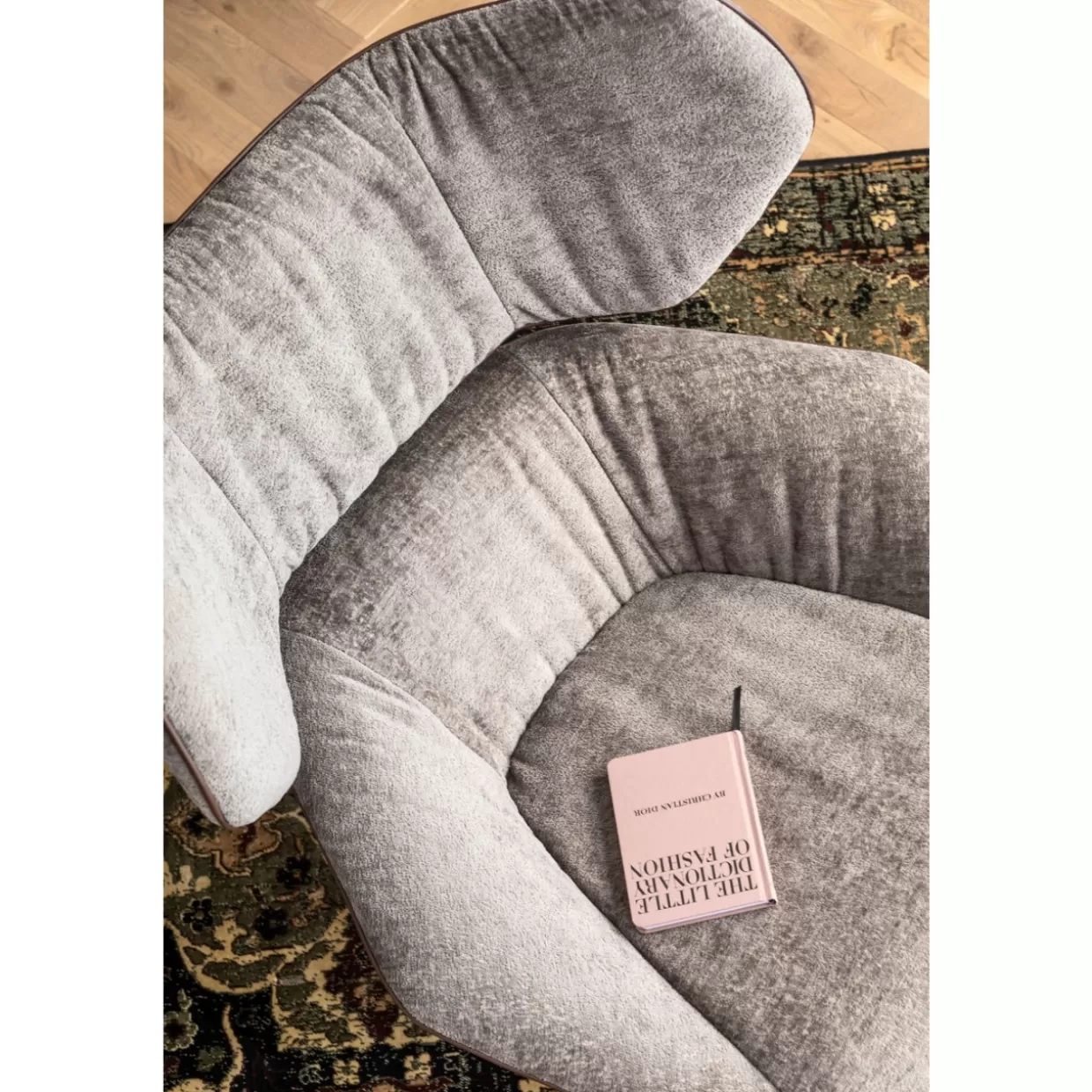 KARE Design Poltrona Girevole Elegante - Stile Ufficio Ovale con Rivestimento in Pelle