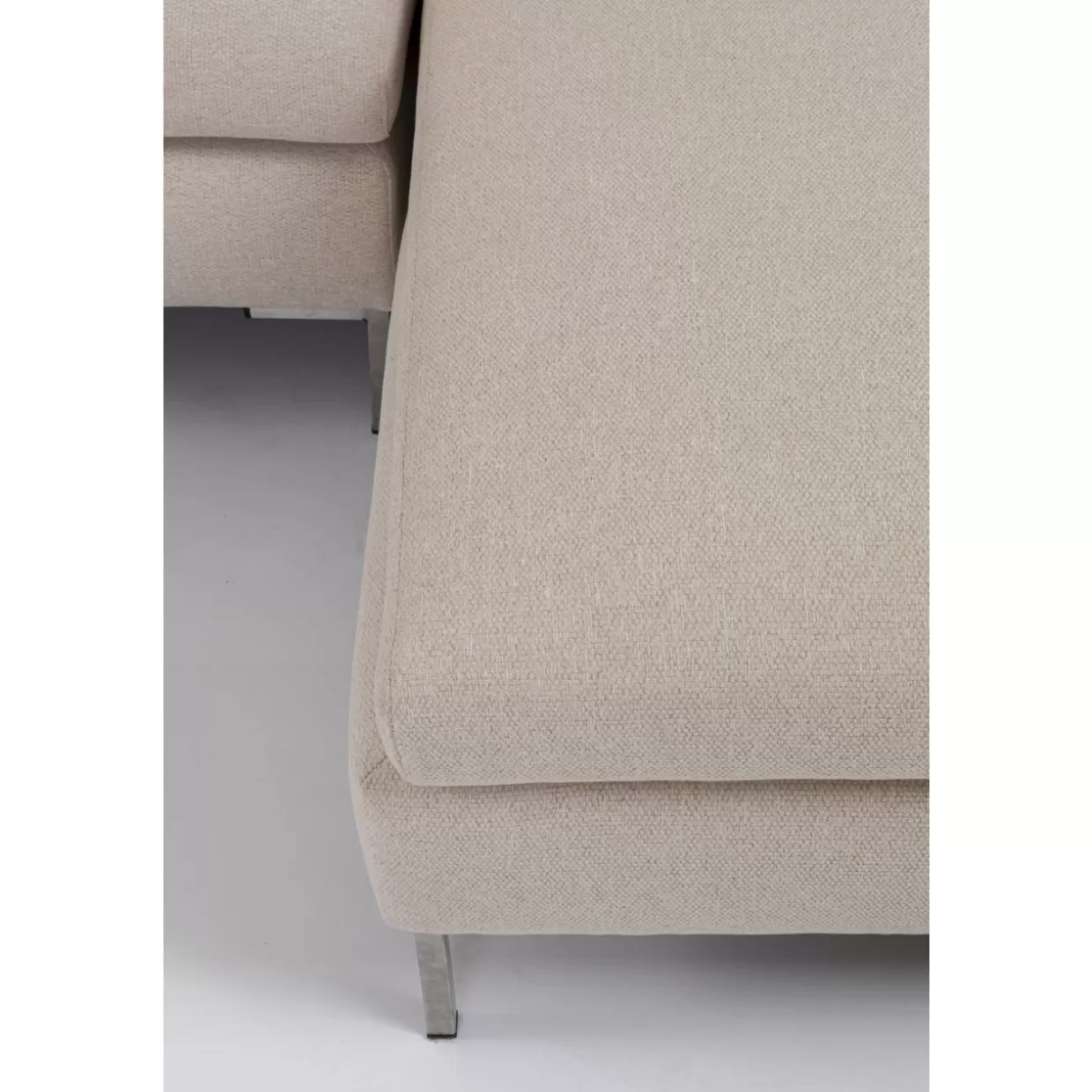 Divano Angolare Gianni in Crema - Design Moderno con Bracciolo Destro by KARE | Soluzioni Confortevoli per Arredamento Contemporaneo