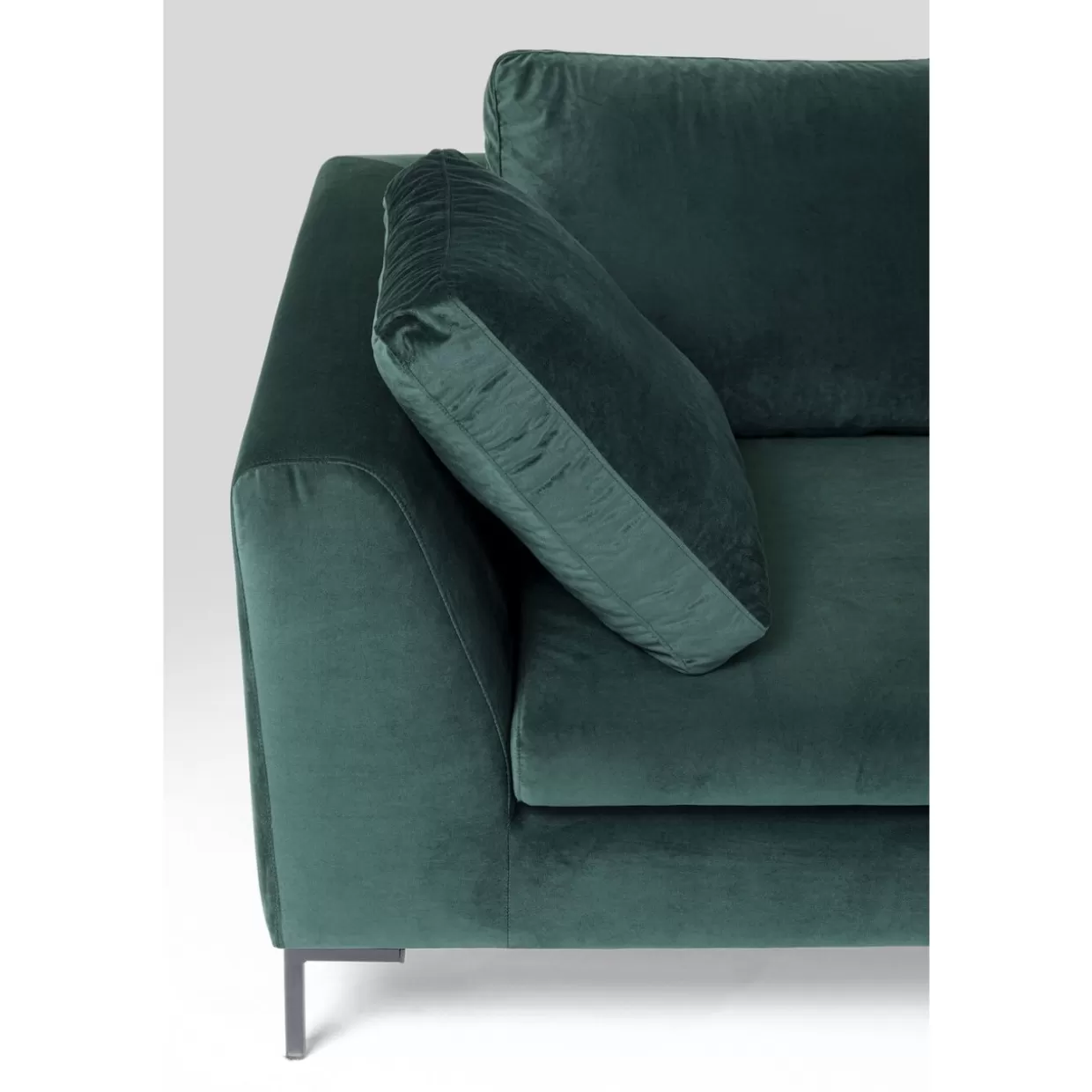 Divano Angolare Gianni Compatto in Velluto Verde Foresta - Design Esclusivo con Orientamento Destro by KARE