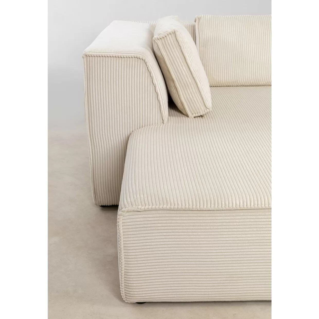 Divano Angolare con Pouf Infinity in Velluto Cord - Design KARE, Cremisi Sinistra 

(：，