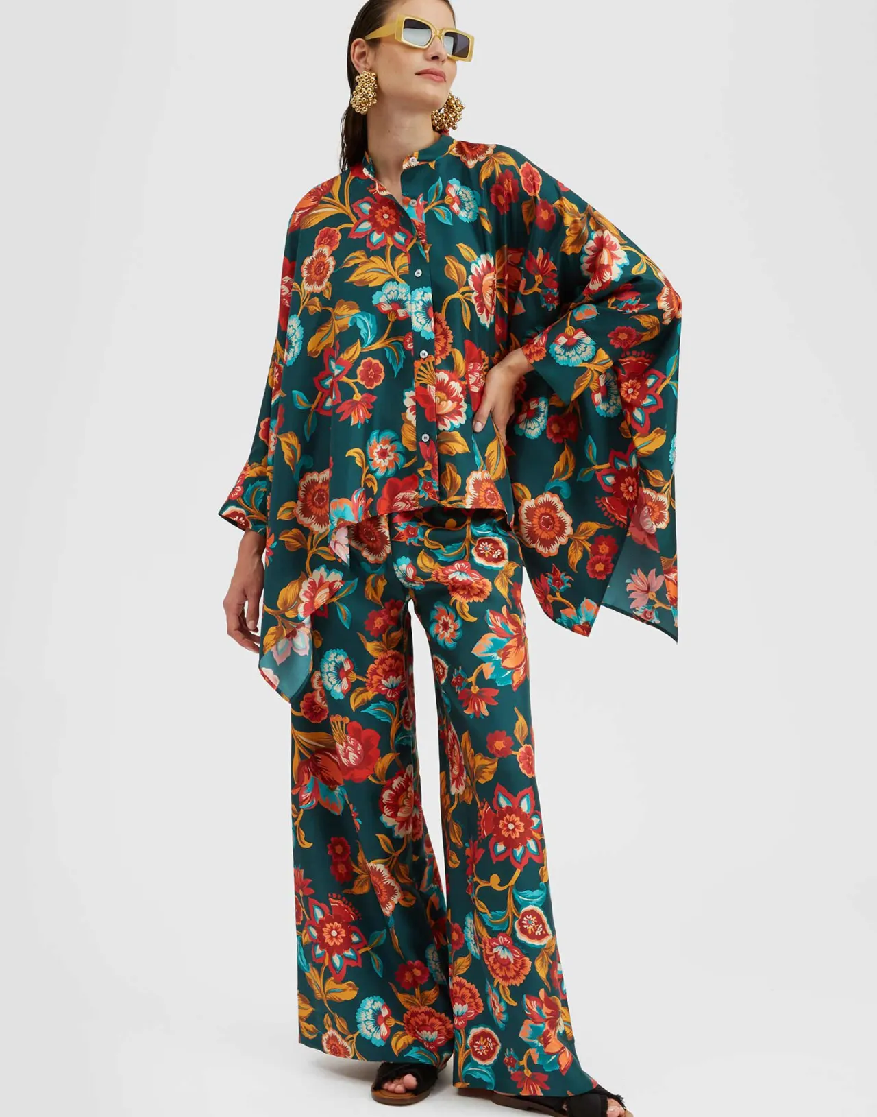 Foulard Elegante La DoubleJ in Trama Seta Smeraldo - Pezzo Unico Primavera 2024