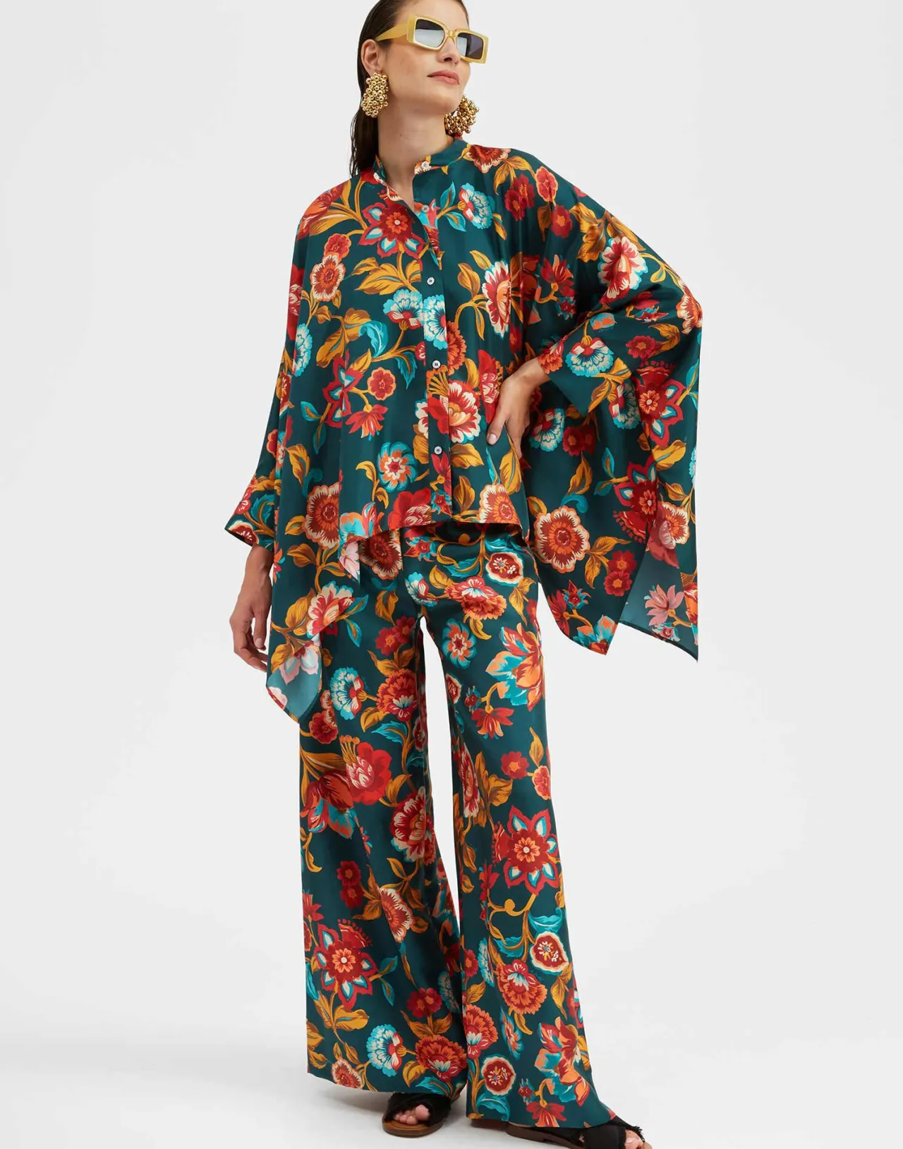 Foulard Elegante La DoubleJ in Trama Seta Smeraldo - Pezzo Unico Primavera 2024