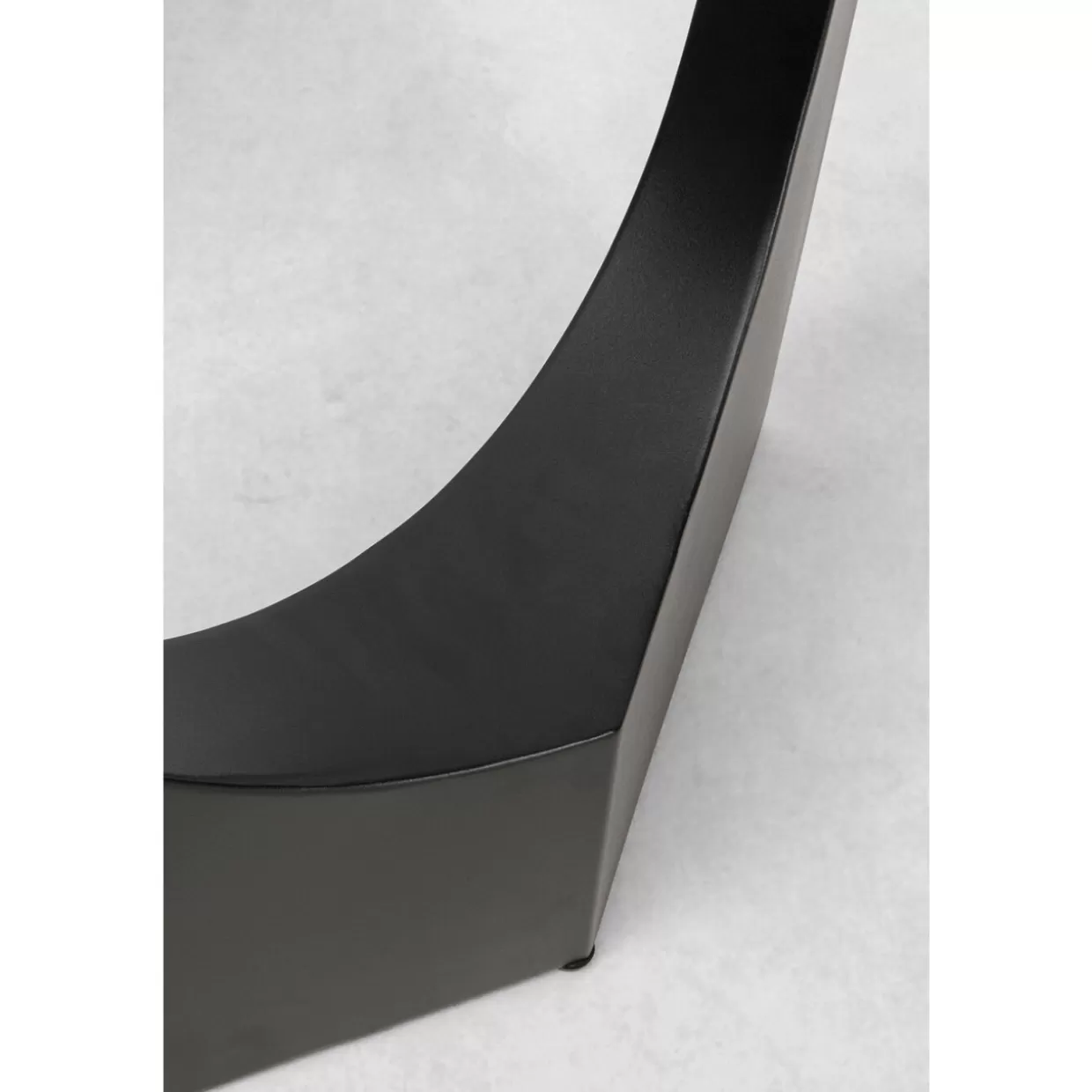 Set di 2 Tavoli Design con Base Oho Nero - Struttura Moderna per Soggiorno KARE