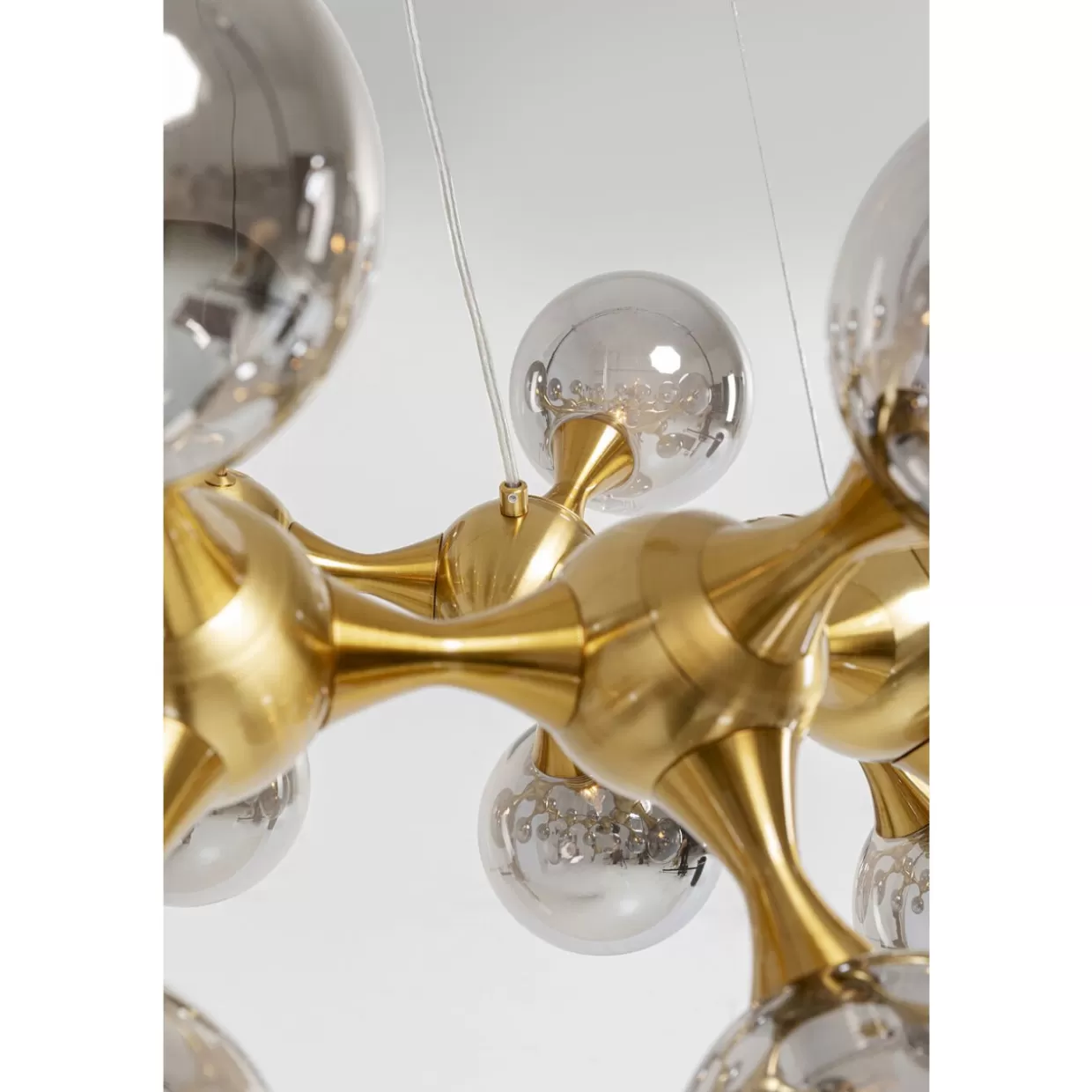 Lampada a sospensione KARE Design - Globi Atomici in Ottone con diametro 74cm, illuminazione d'autore per ambienti industrial chic