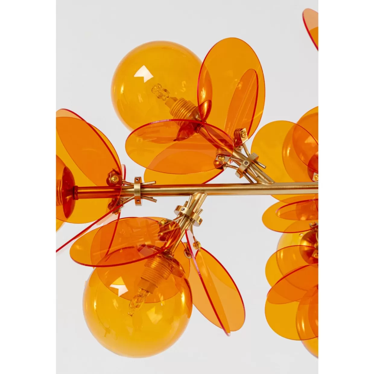 Lampadario sospeso Globo Amber 79 cm - Design moderno in vetro ambrato | KARE DESIGN