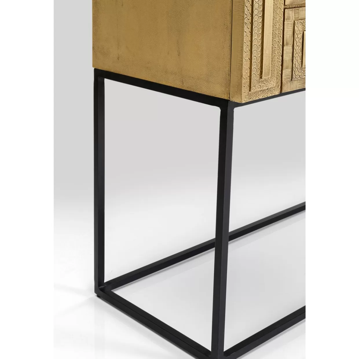 KARE Design: Comò e Credenze Funzionali con Alta Morrocchina - Arredi con Stile Esotico per la Casa