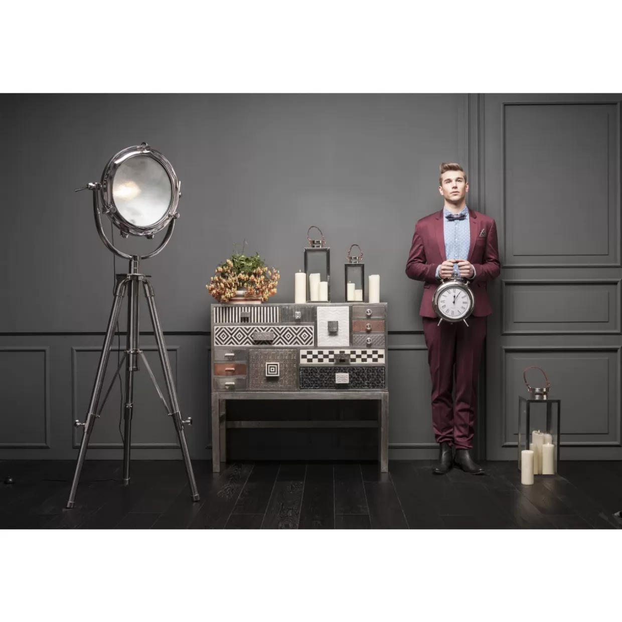 KARE Design: Comò e Credenze Chic con 13 Ante Stile Chalet - Alta Cassettiera Funzionale per Soggiorno o Ingresso