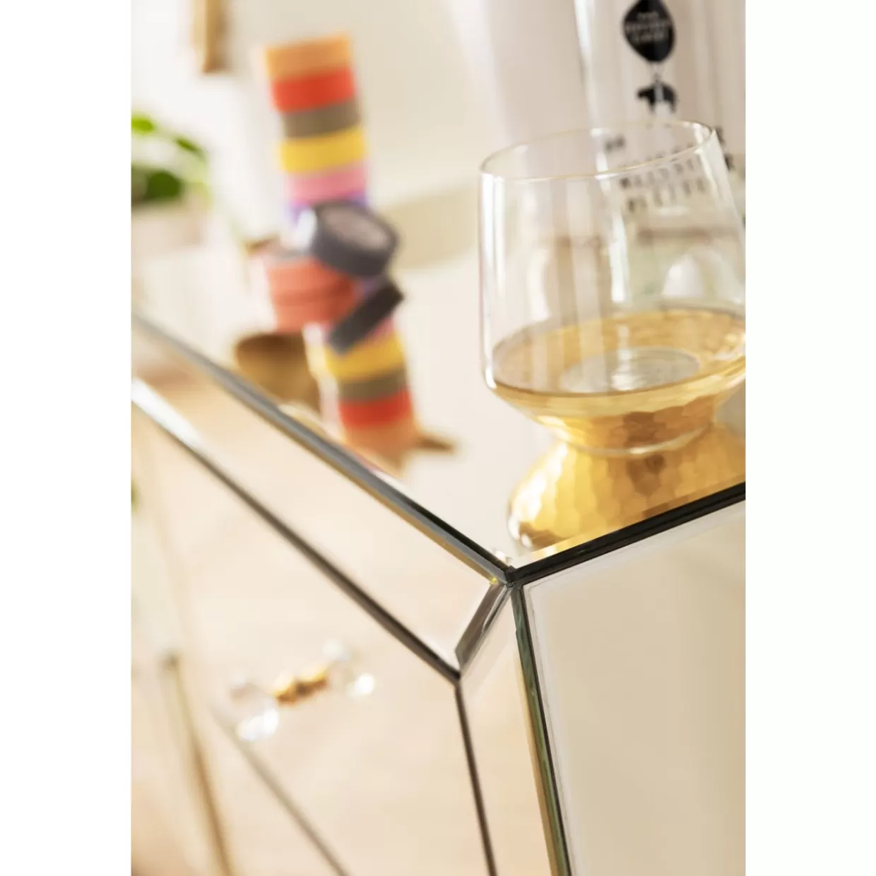 KARE Design Comò e Credenze d'Autore | Credenza Alta Champagne con 5 Ante, Eleganza Contemporanea per Arredi di Prestigio